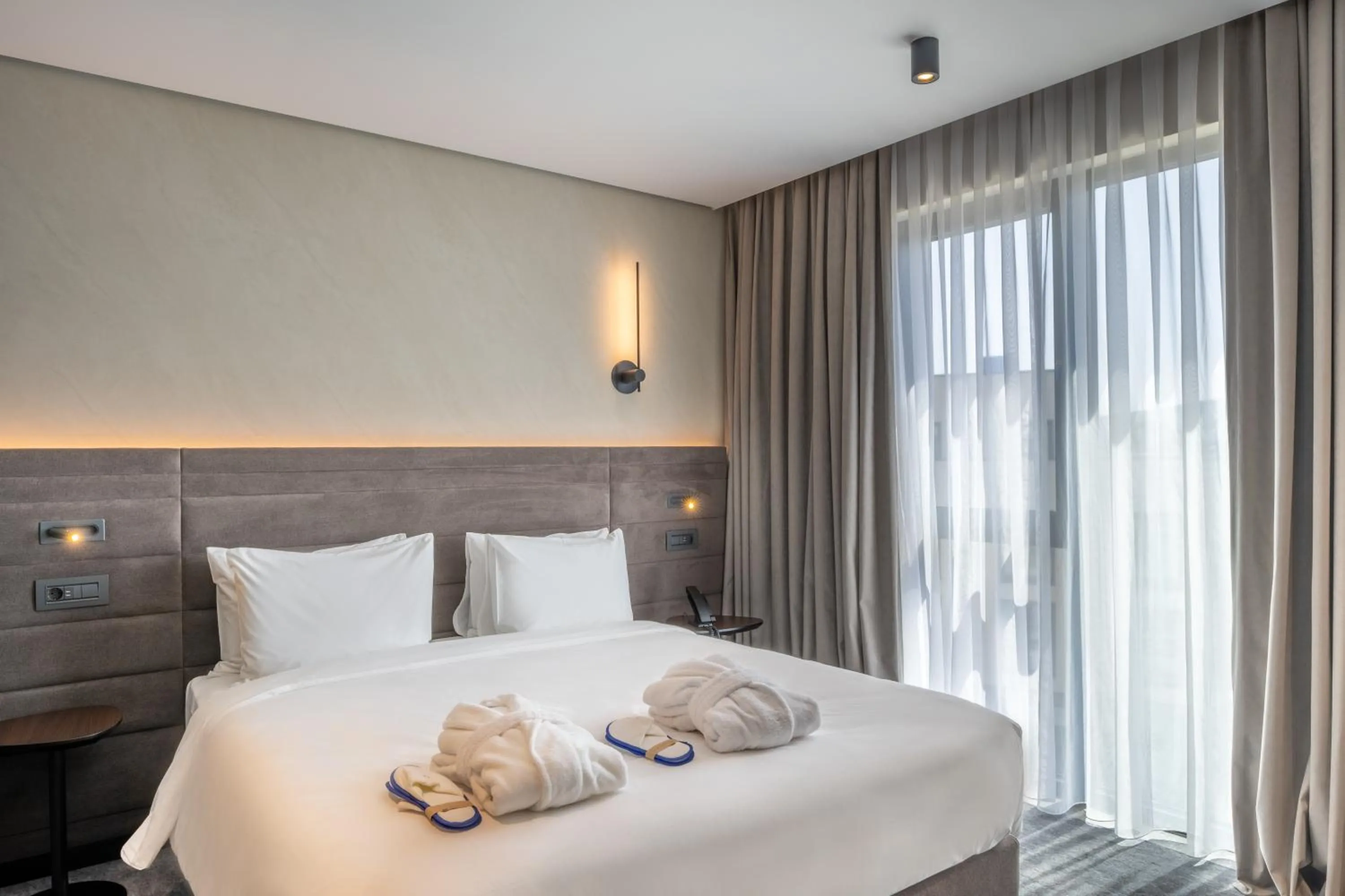 Bed in Novotel Tbilisi Center