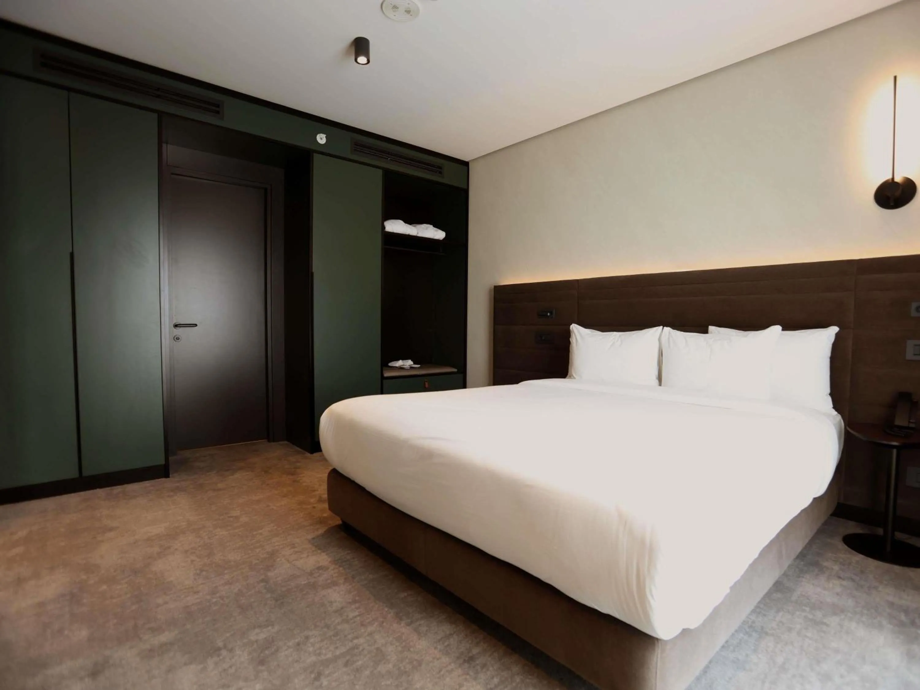 Bedroom, Bed in Novotel Tbilisi Center