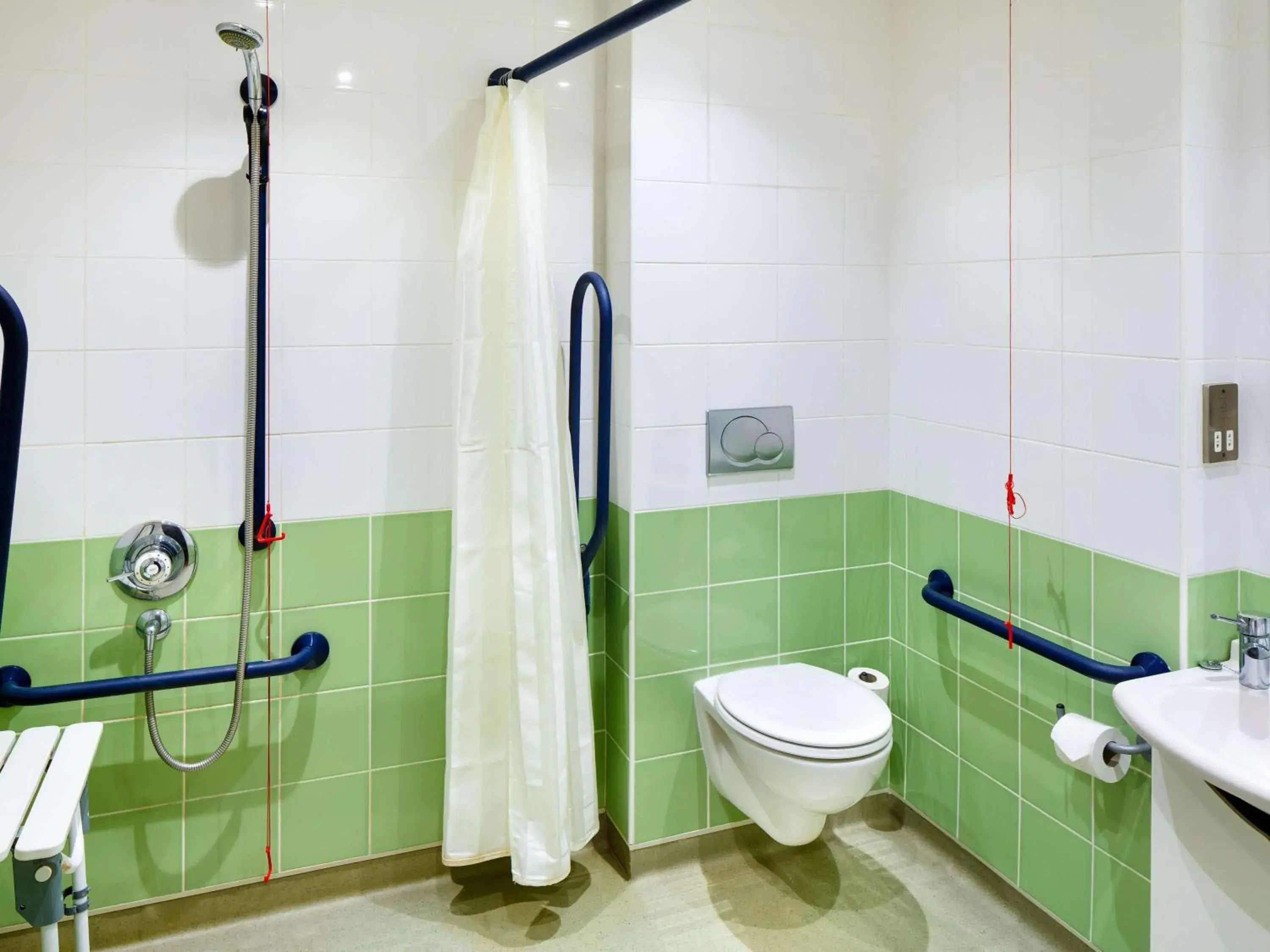 Twin Room - Accessible in ibis budget Beaconsfield Twin Room - Accessible in ibis budget Beaconsfield