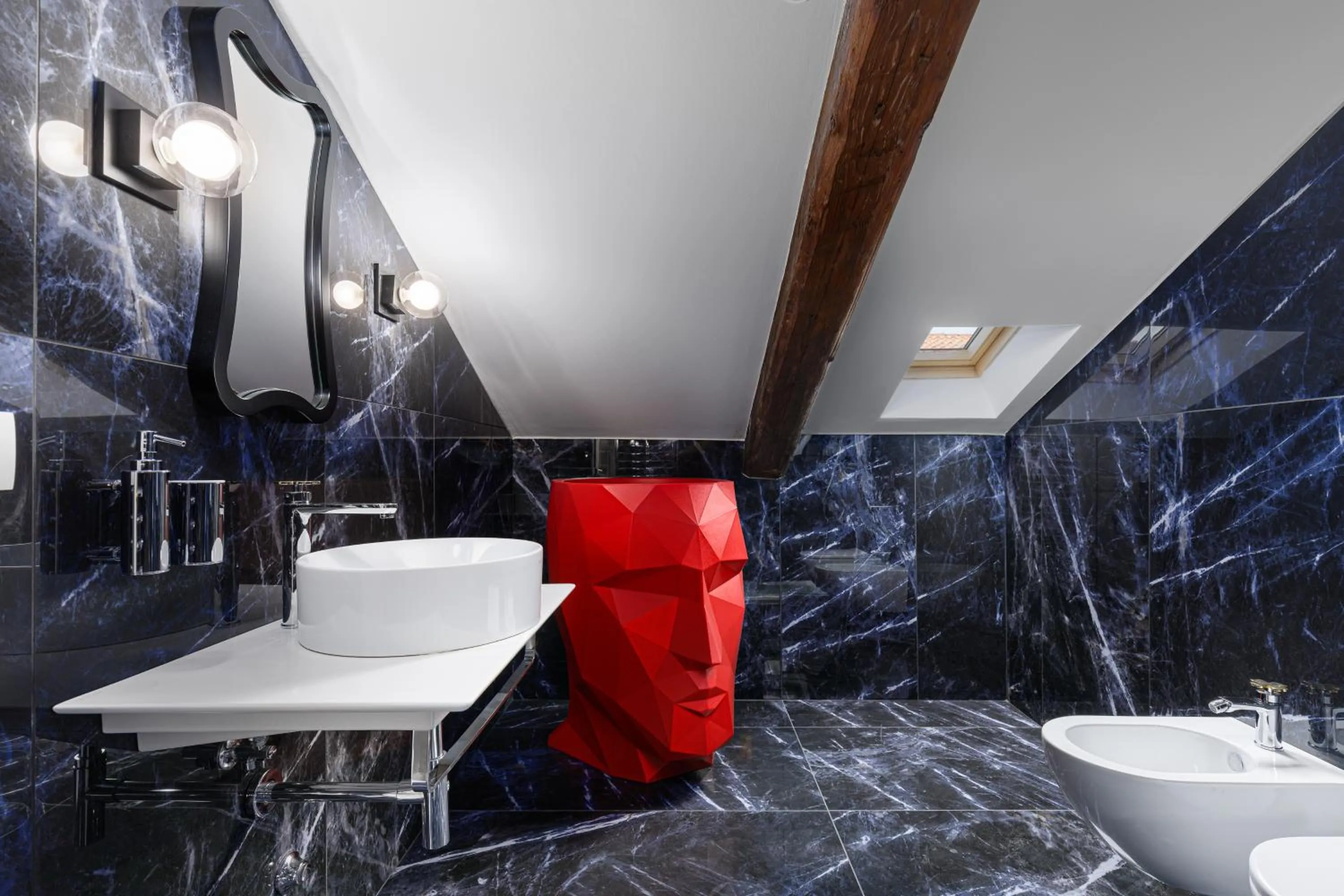 Bathroom in Palazzo Dei Fiori by Room Mate