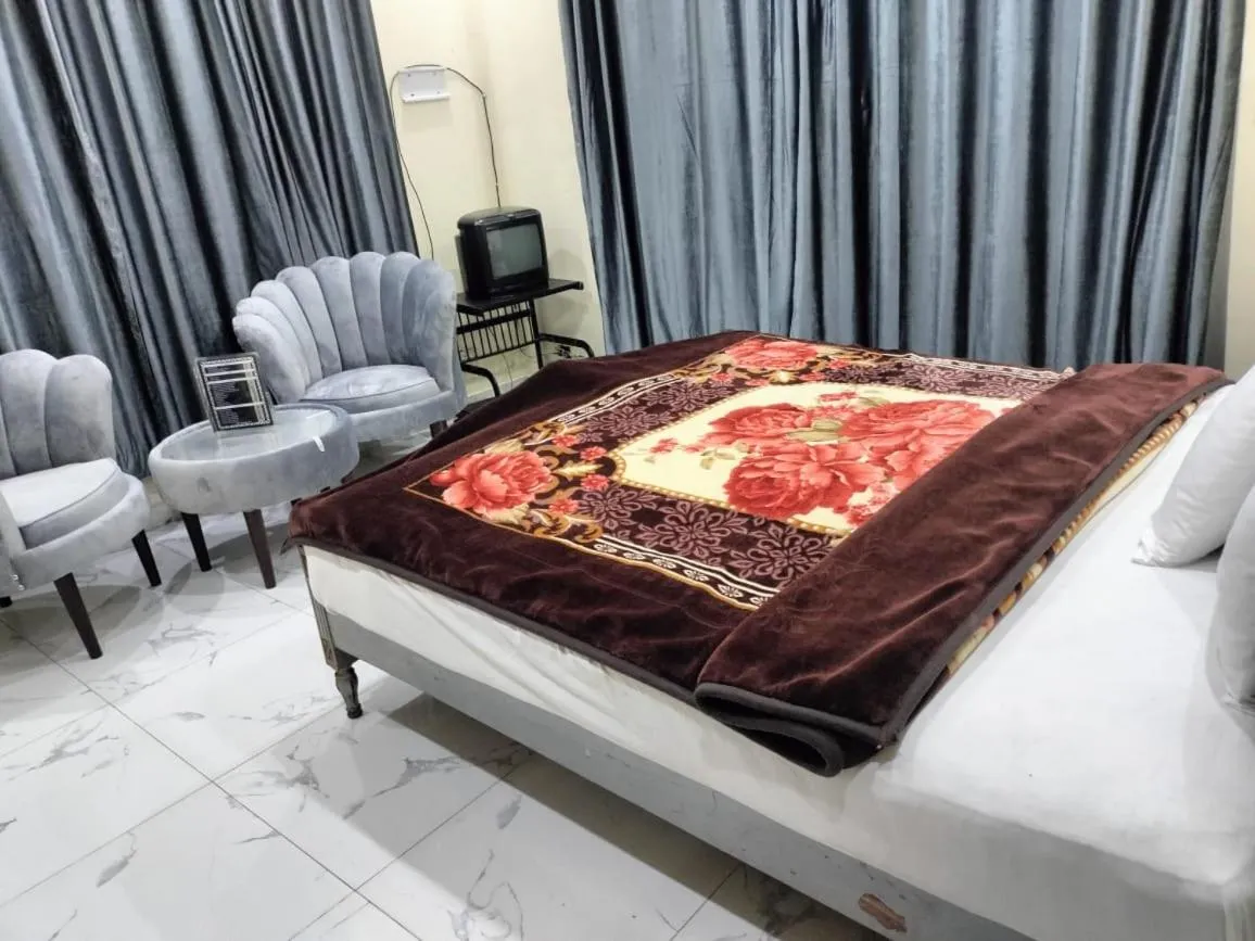 Bed in Unique Heights