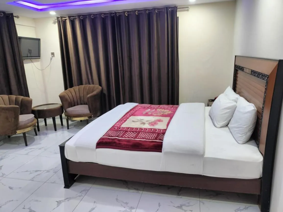 Bed in Unique Heights