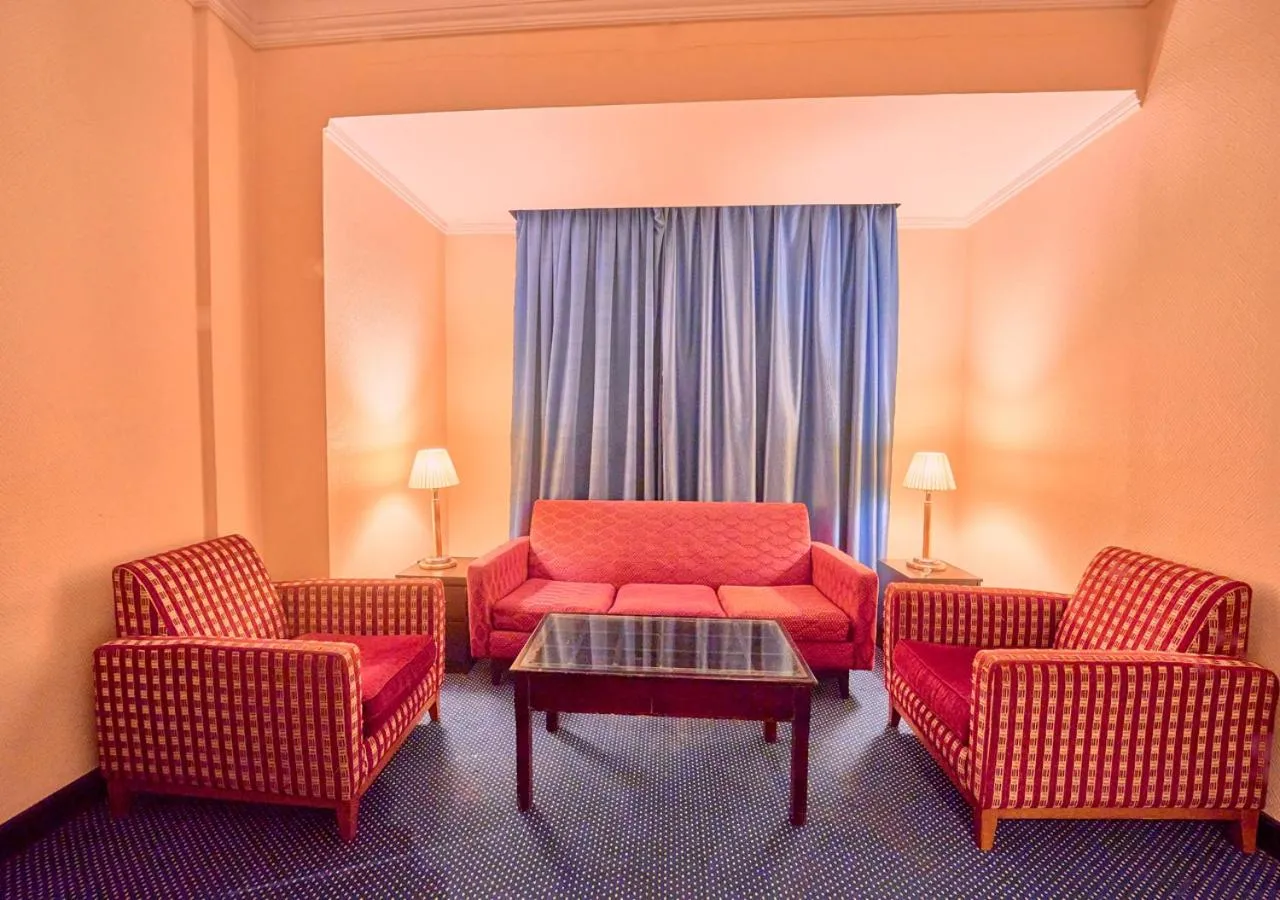 Living room in Claridge Hotel Dubai