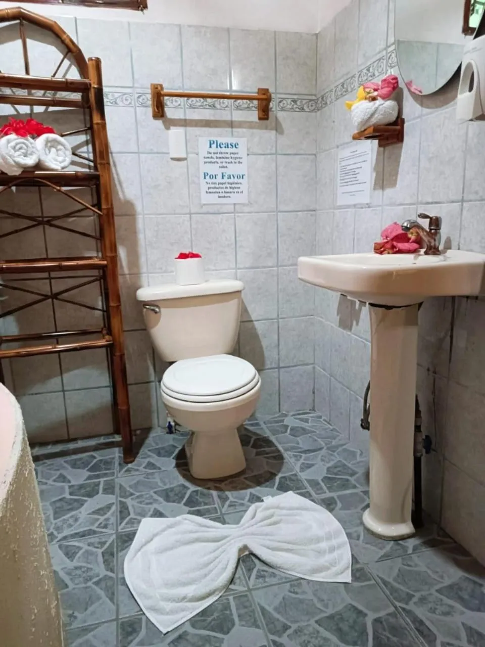 Toilet in La Diosa Nature Lodge