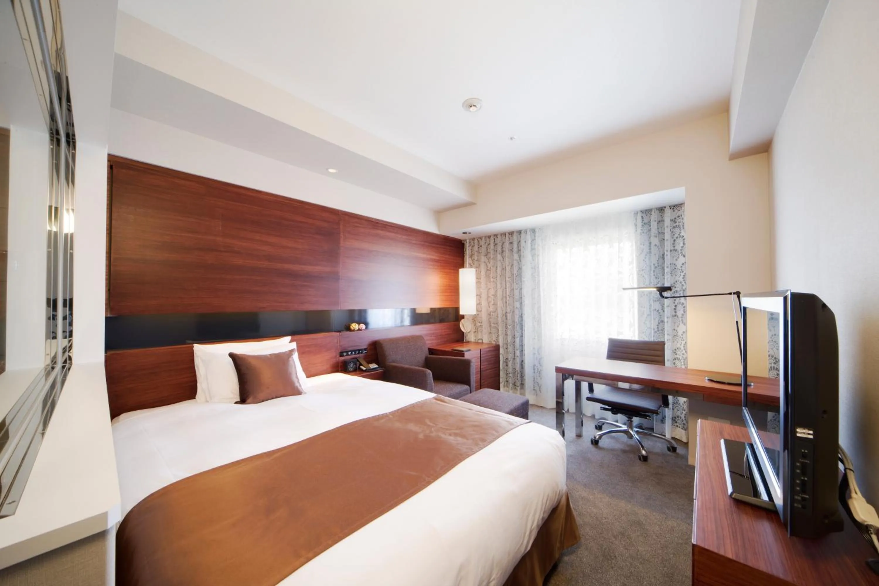 Photo of the whole room, Bed in Hotel Metropolitan Akita