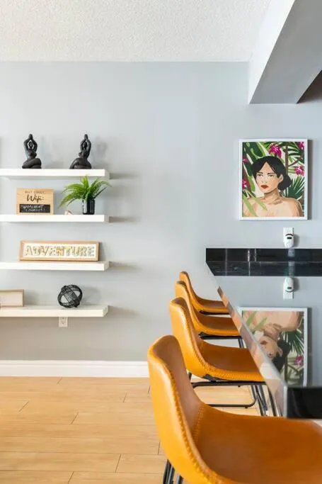 Kitchen or kitchenette in Brickell Center w/City & Bay View + FREE Parking!