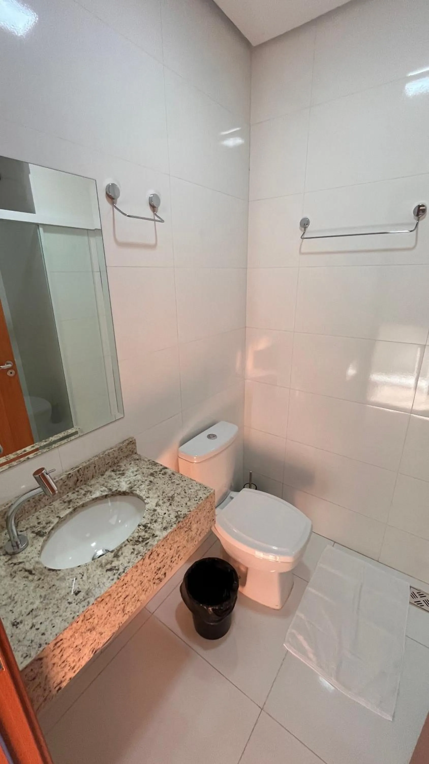 Shower in Hotel Gold Ville