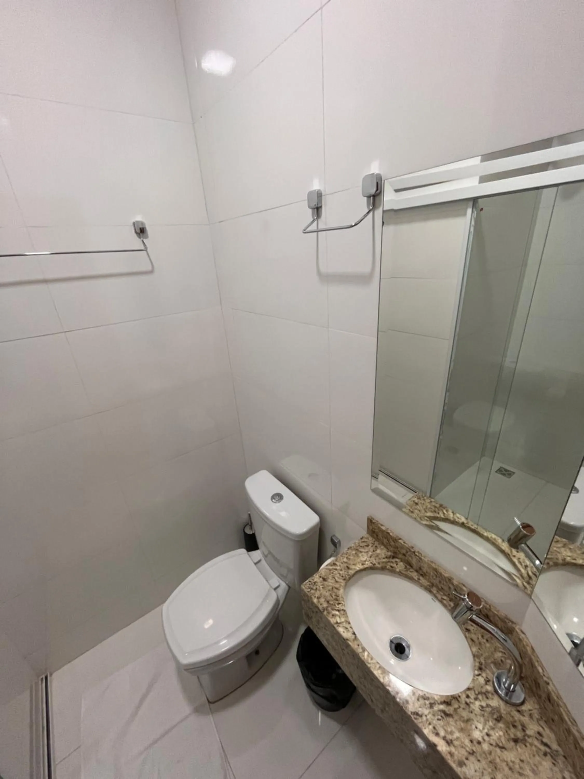 Shower in Hotel Gold Ville