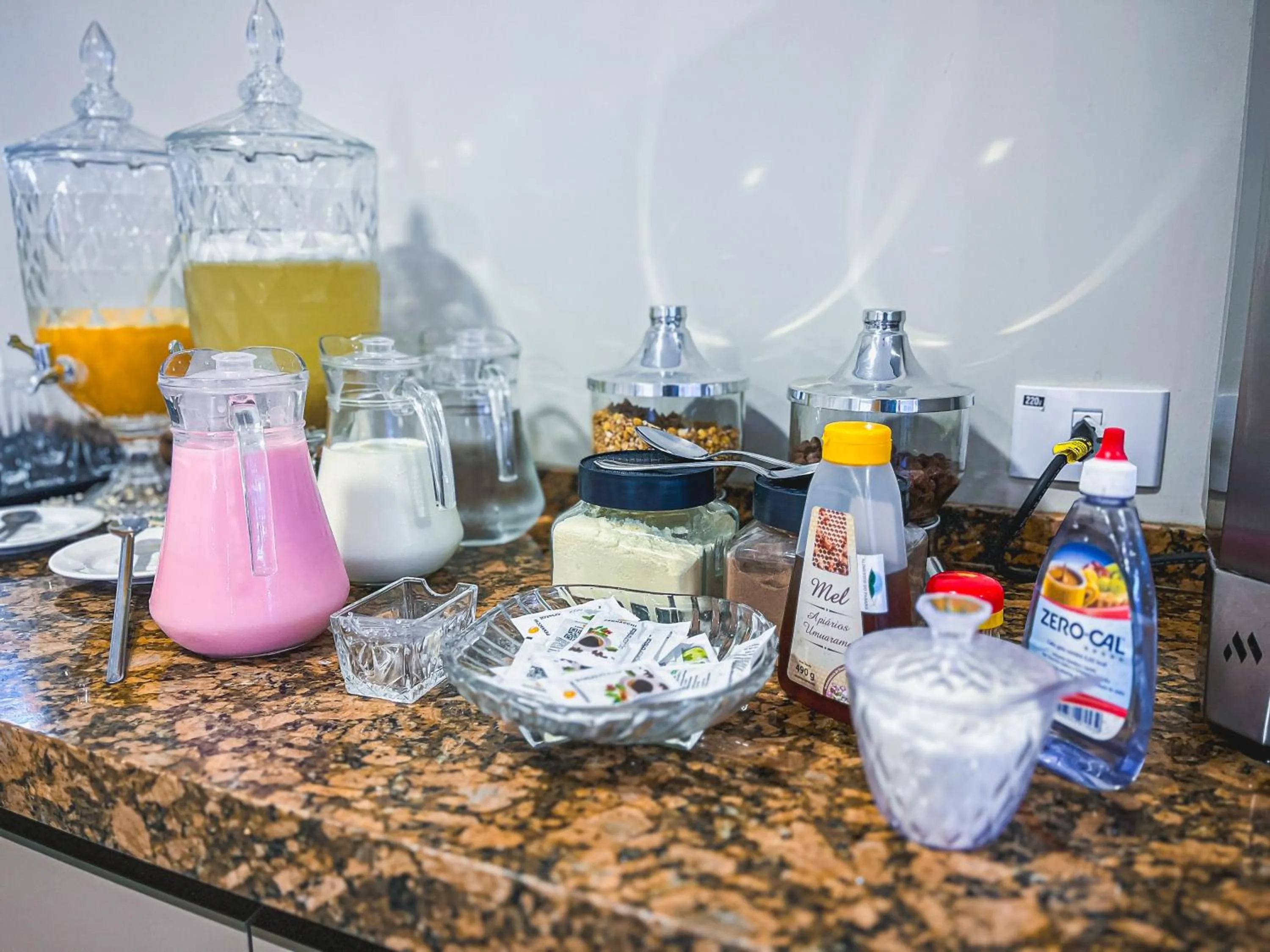 Kitchen or kitchenette in Hotel Gold Ville