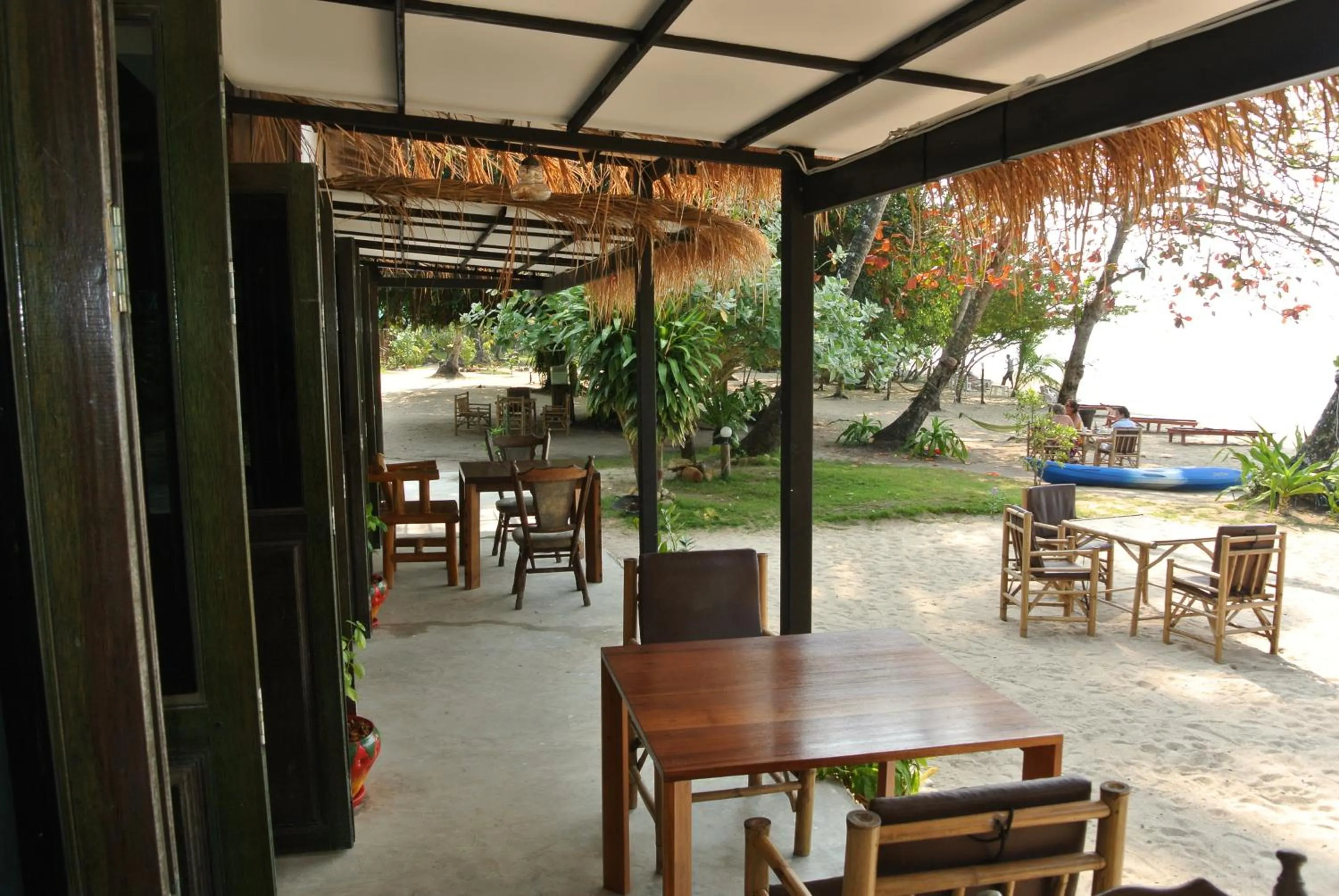 Restaurant/places to eat in Bangbaobeach Resort