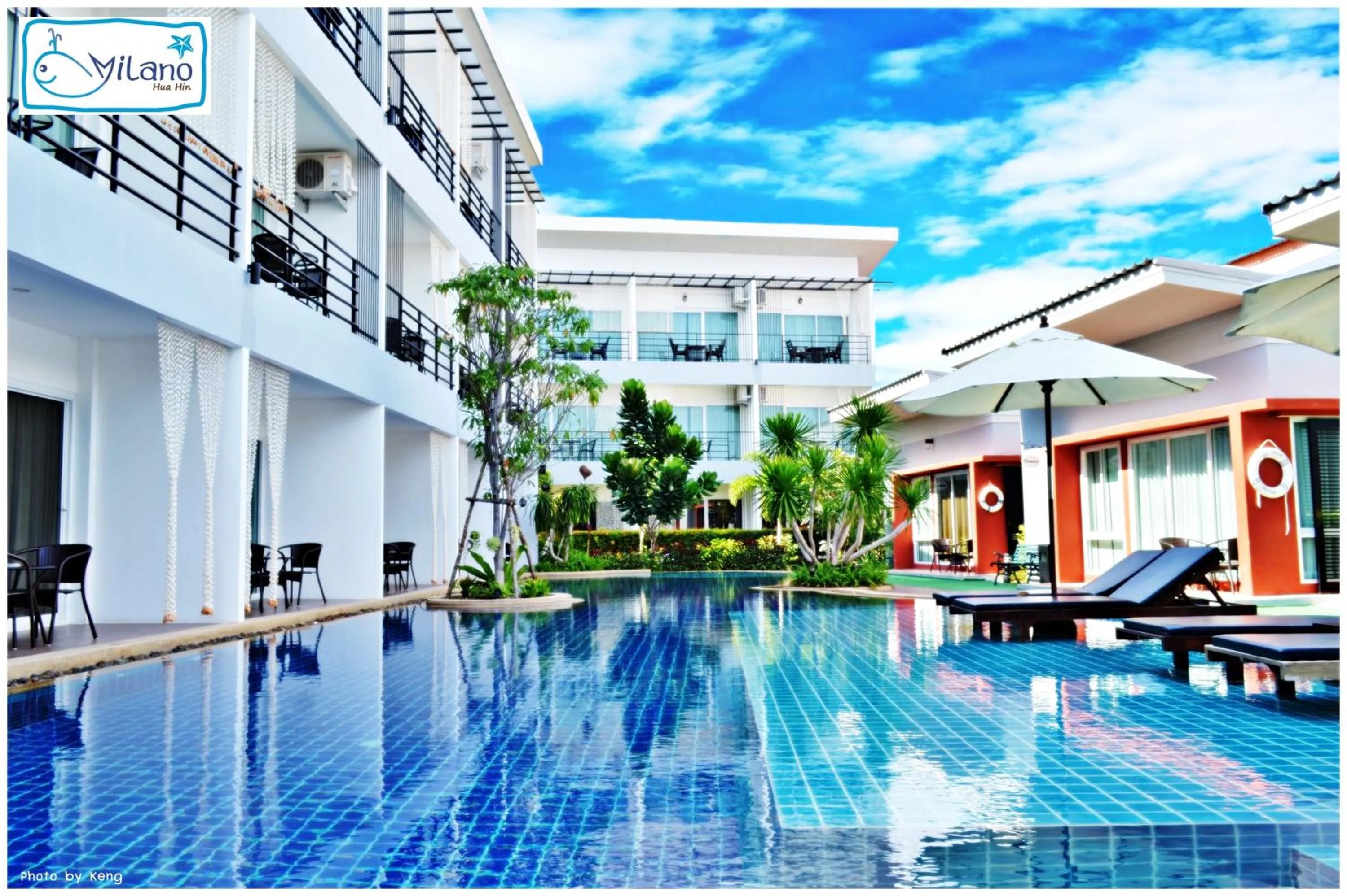 Swimming pool in Milano Huahin