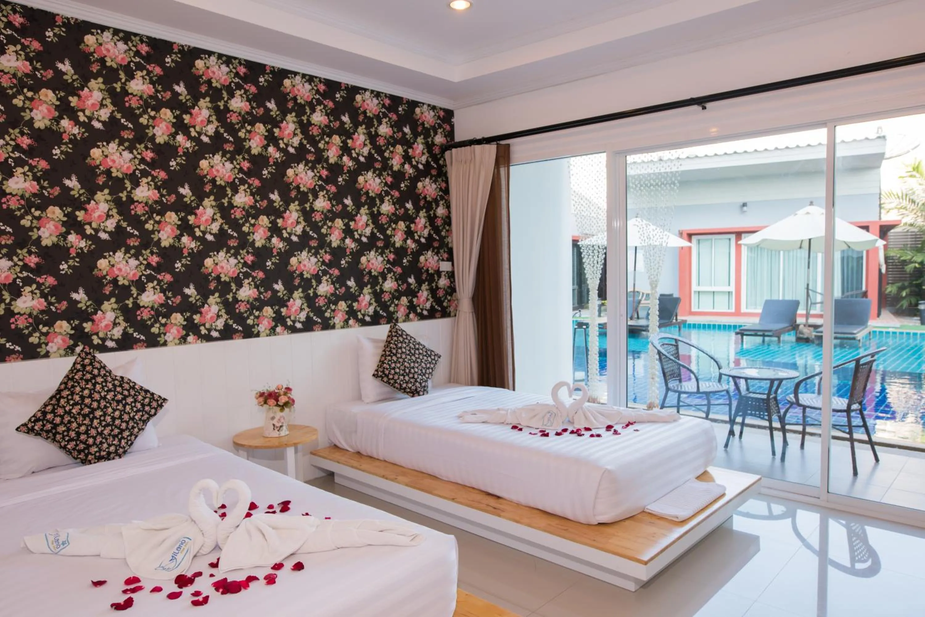 Bed in Milano Huahin