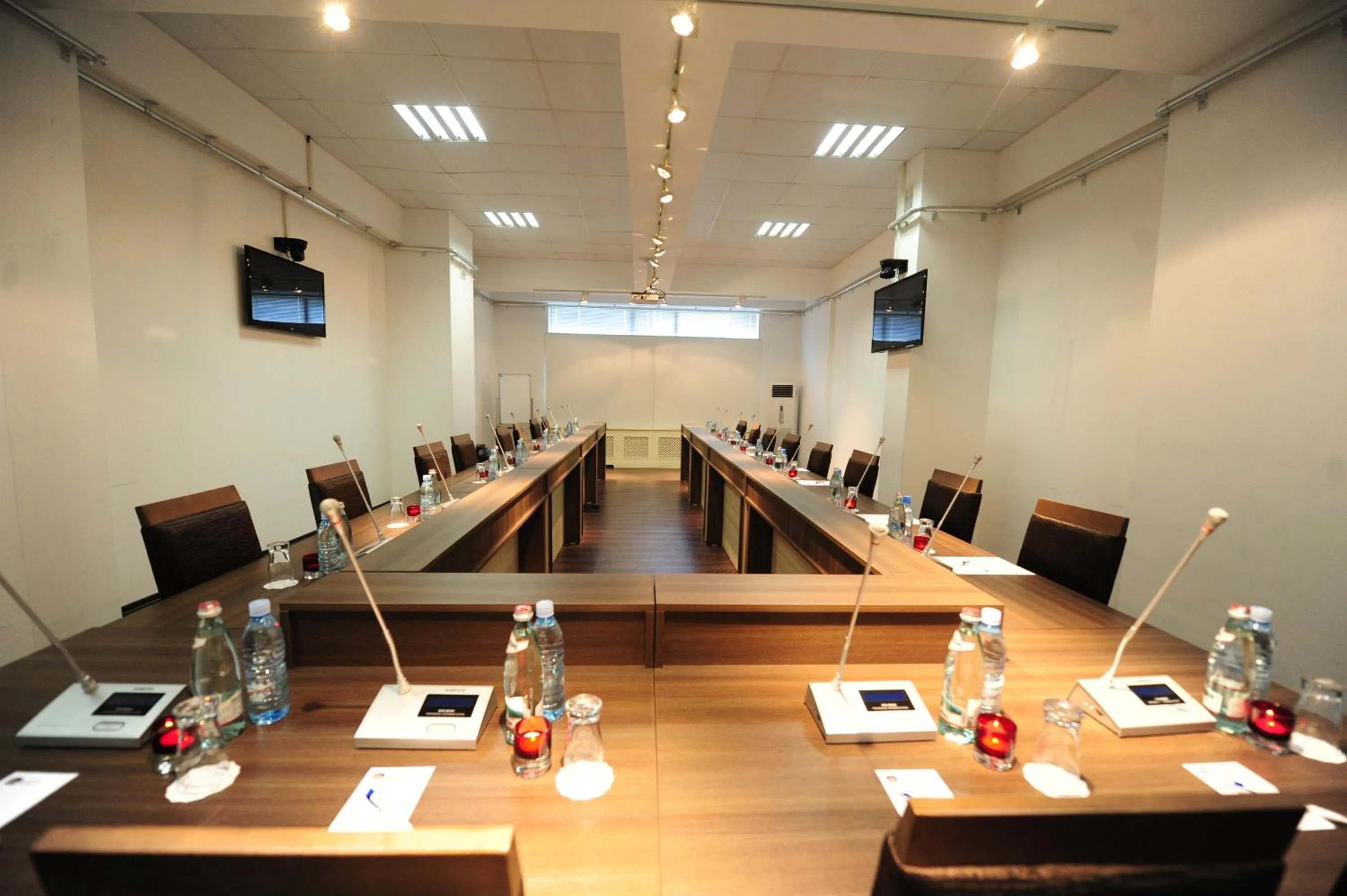Business facilities in Best Western Tbilisi Art Hotel