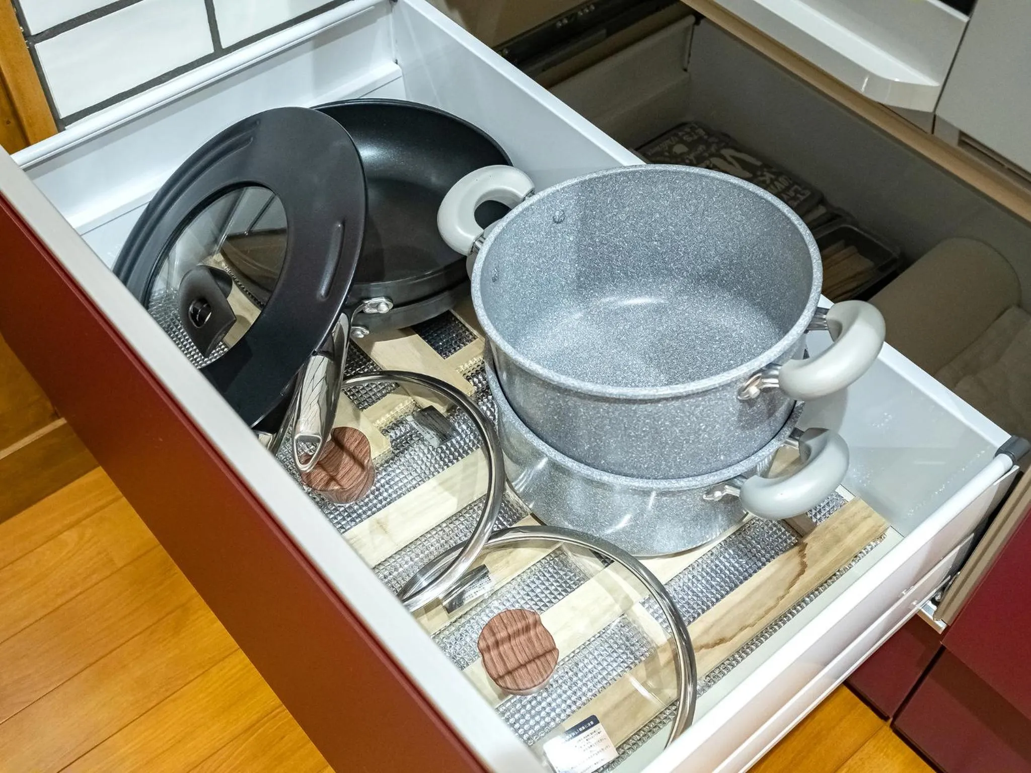 Kitchen or kitchenette in Villa Ensoleille