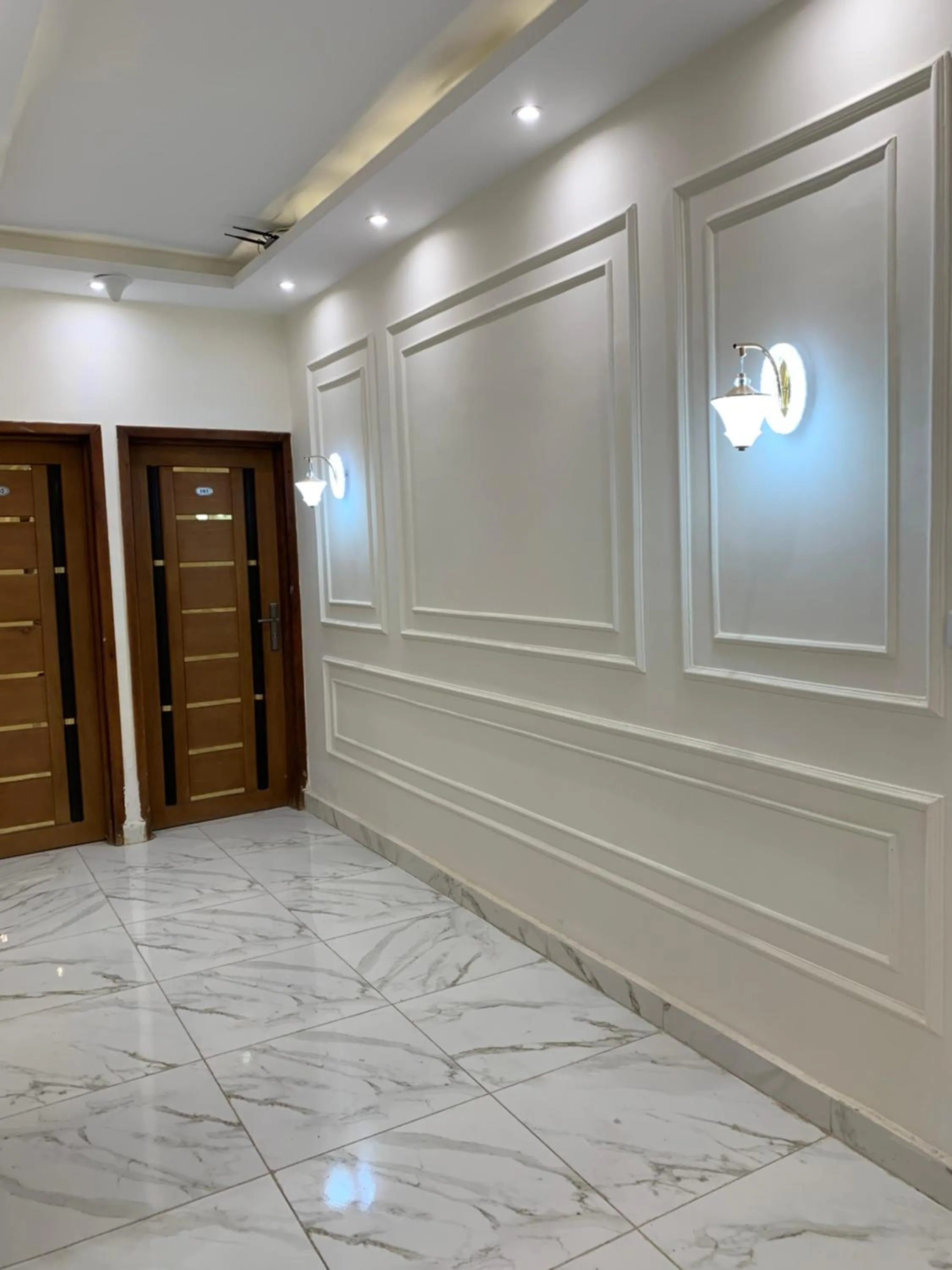 PR Family pyramids inn