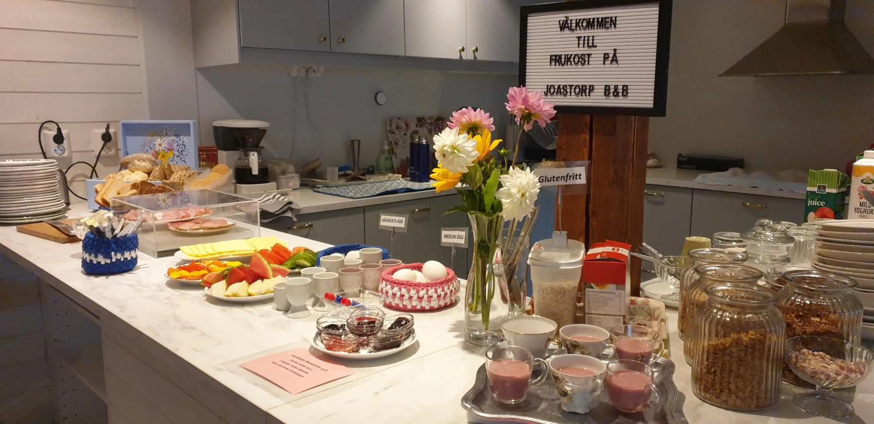 Breakfast in Joastorps Bed & Breakfast