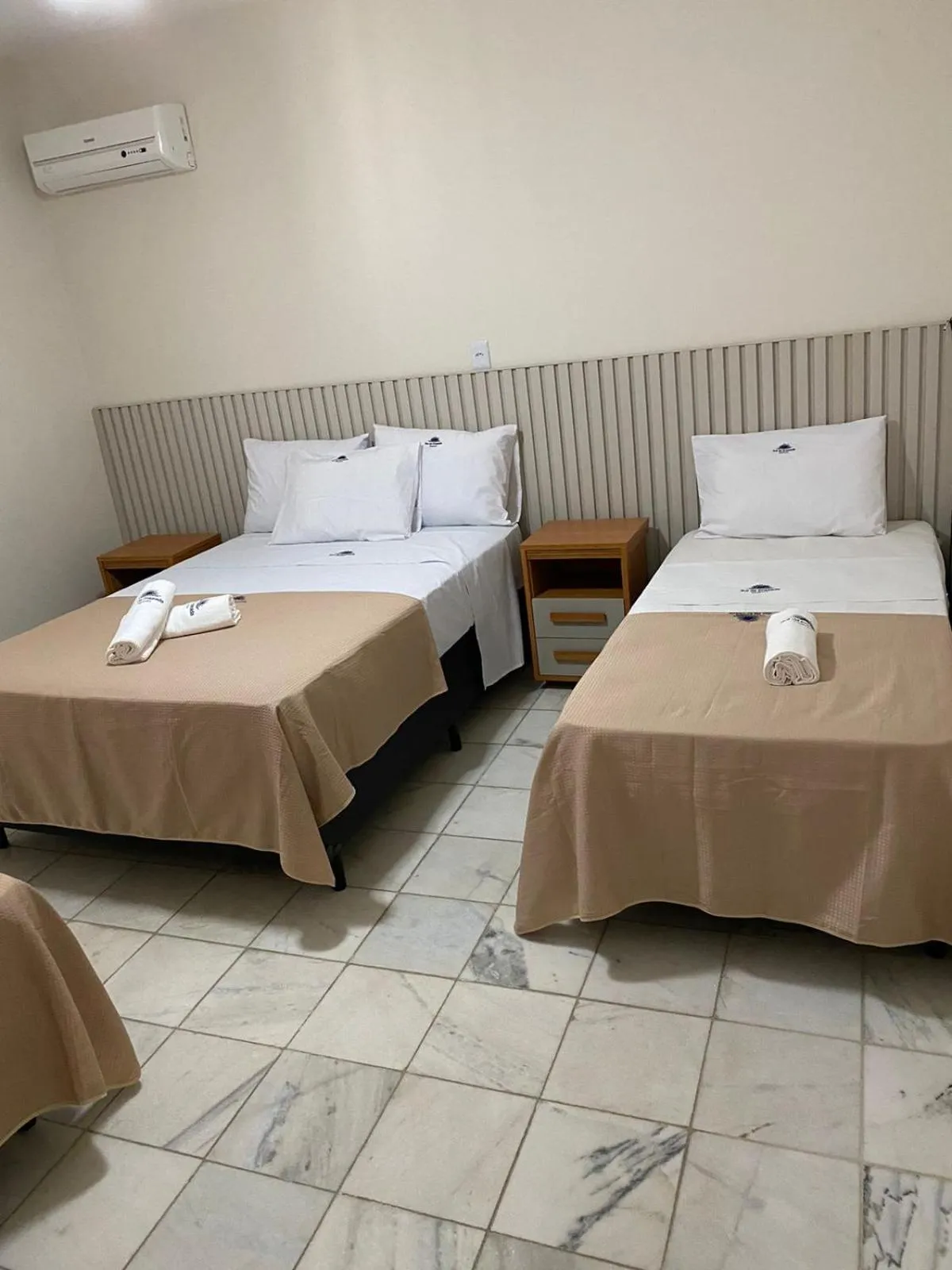 Bedroom, Bed in Pousada Sol da Enseada Guarujá Inn - Piscina Aquecida