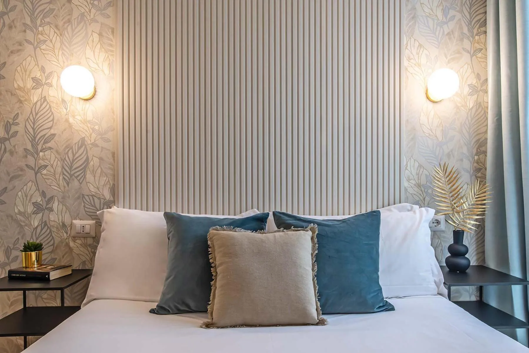 Bed in 94Rooms Vatican Guest House - Vigliena