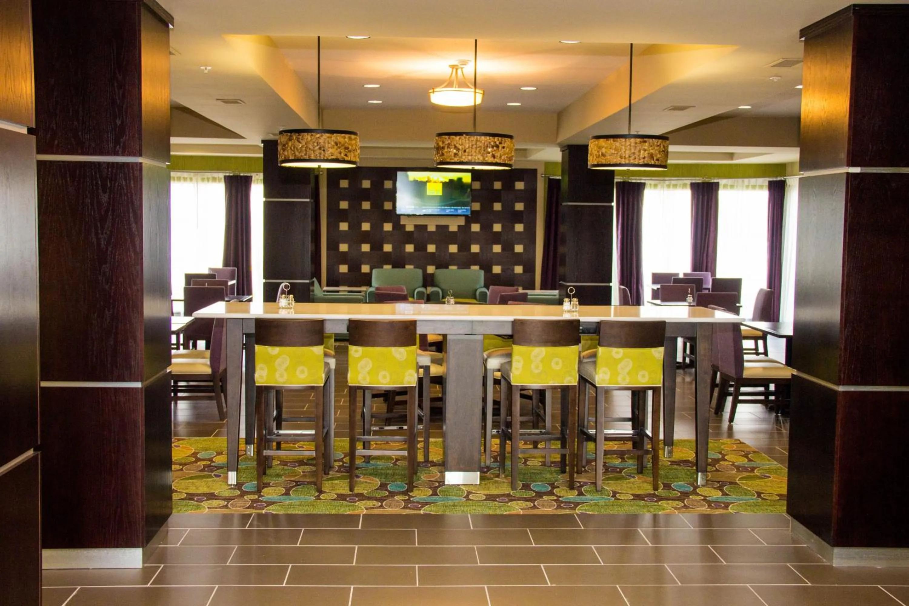 Breakfast in Holiday Inn Express and Suites Sikeston by IHG