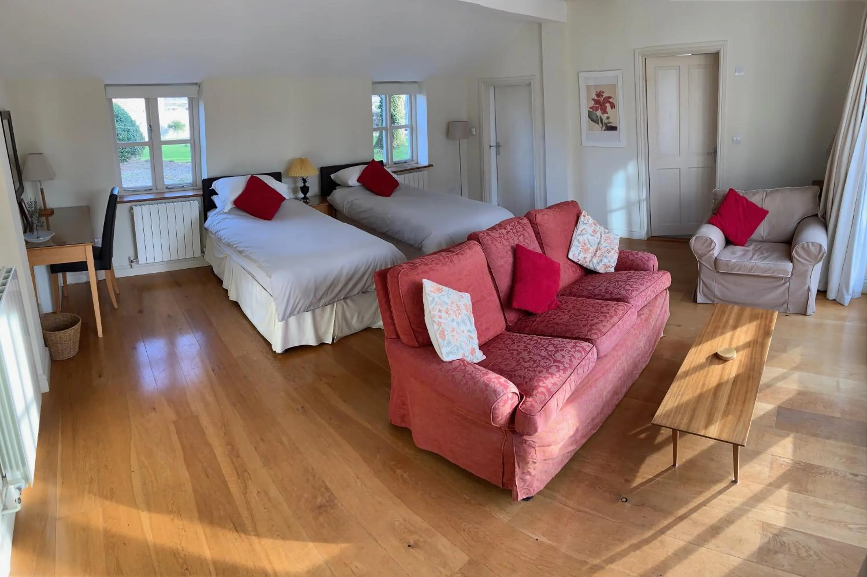 Garden, Bed in Field Cottage Bed and Breakfast