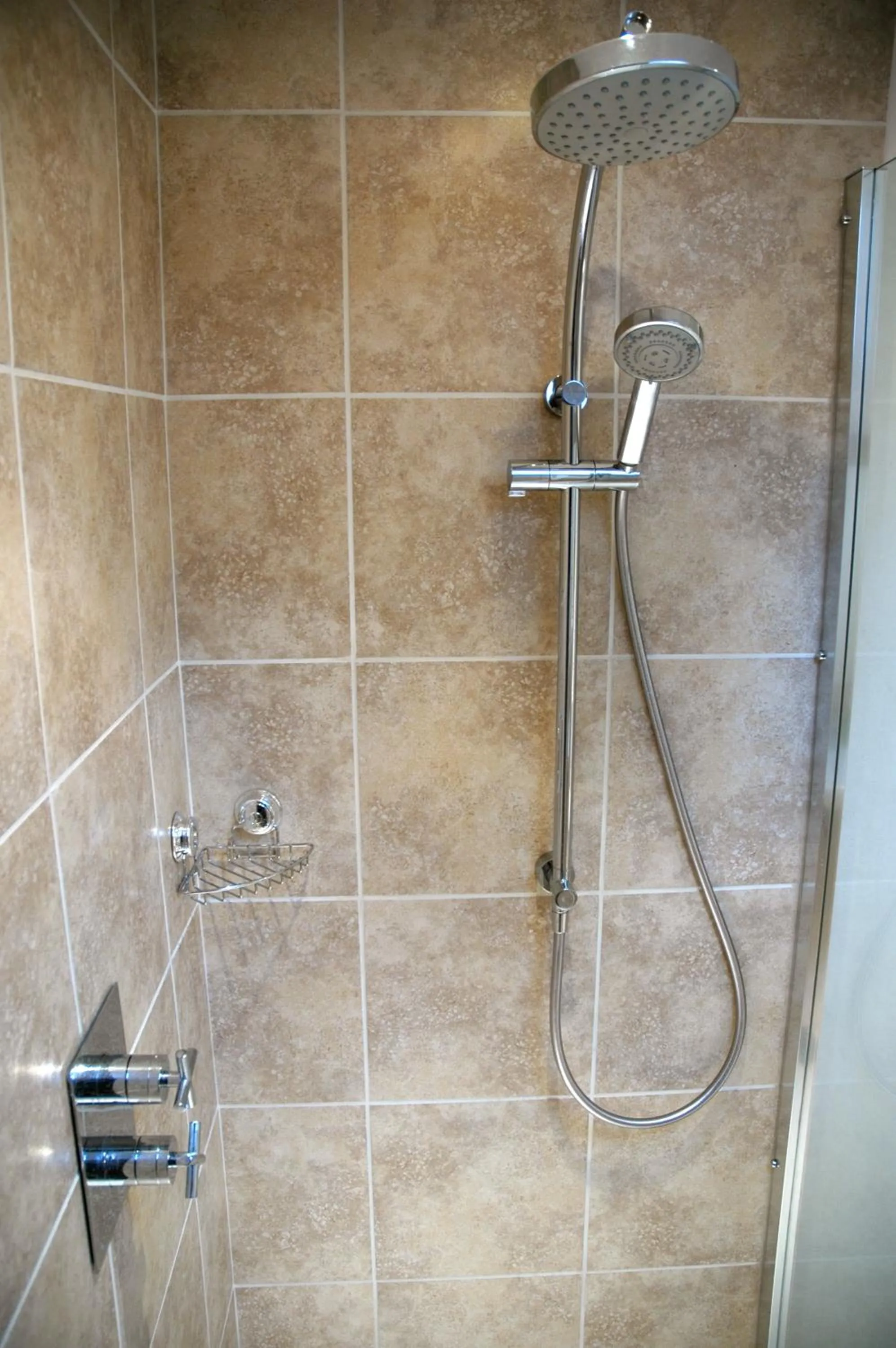 Shower in Field Cottage Bed and Breakfast