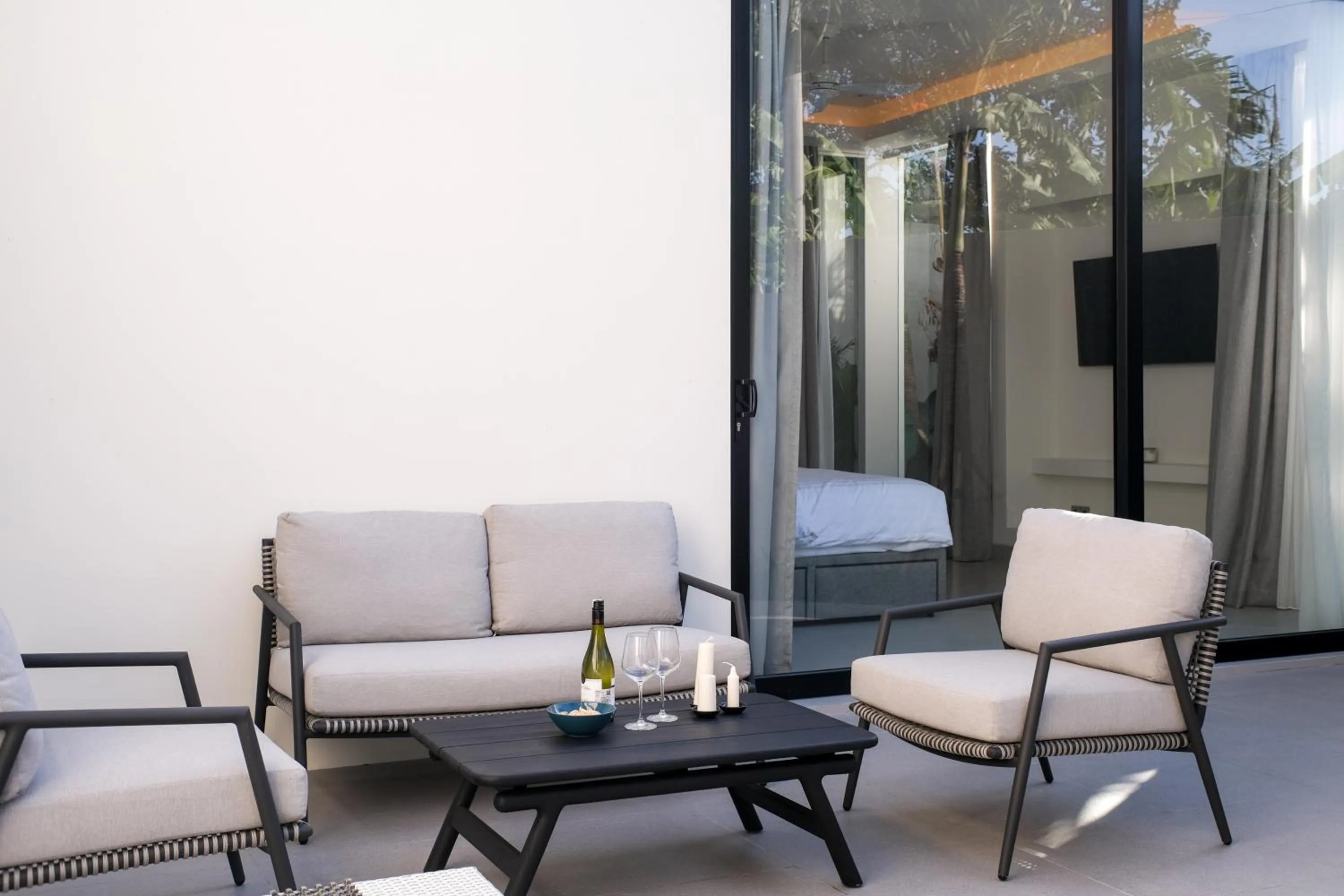 Patio in Bingin Breeze