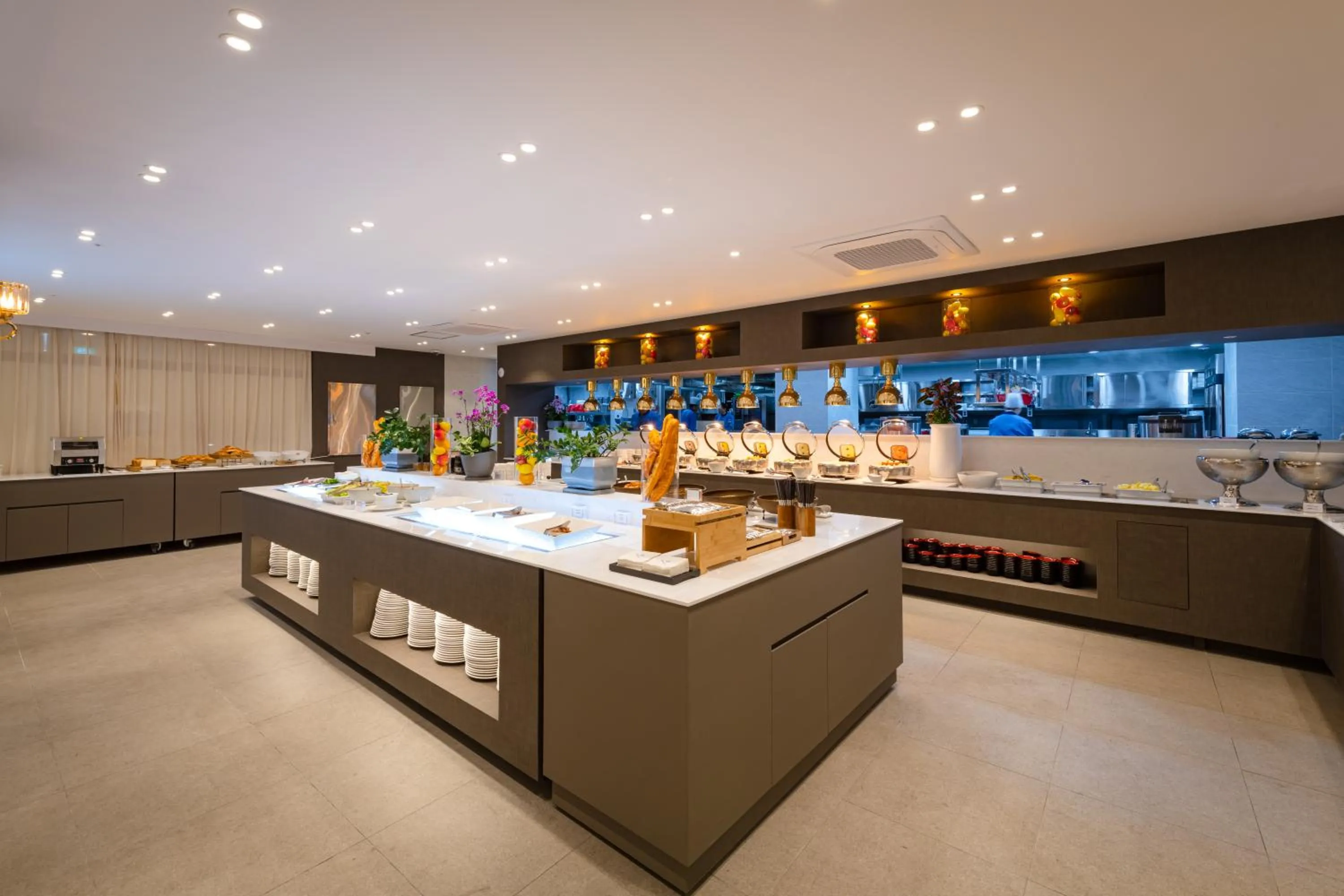 Restaurant/places to eat in Sollago Myeongdong Hotel & Residence