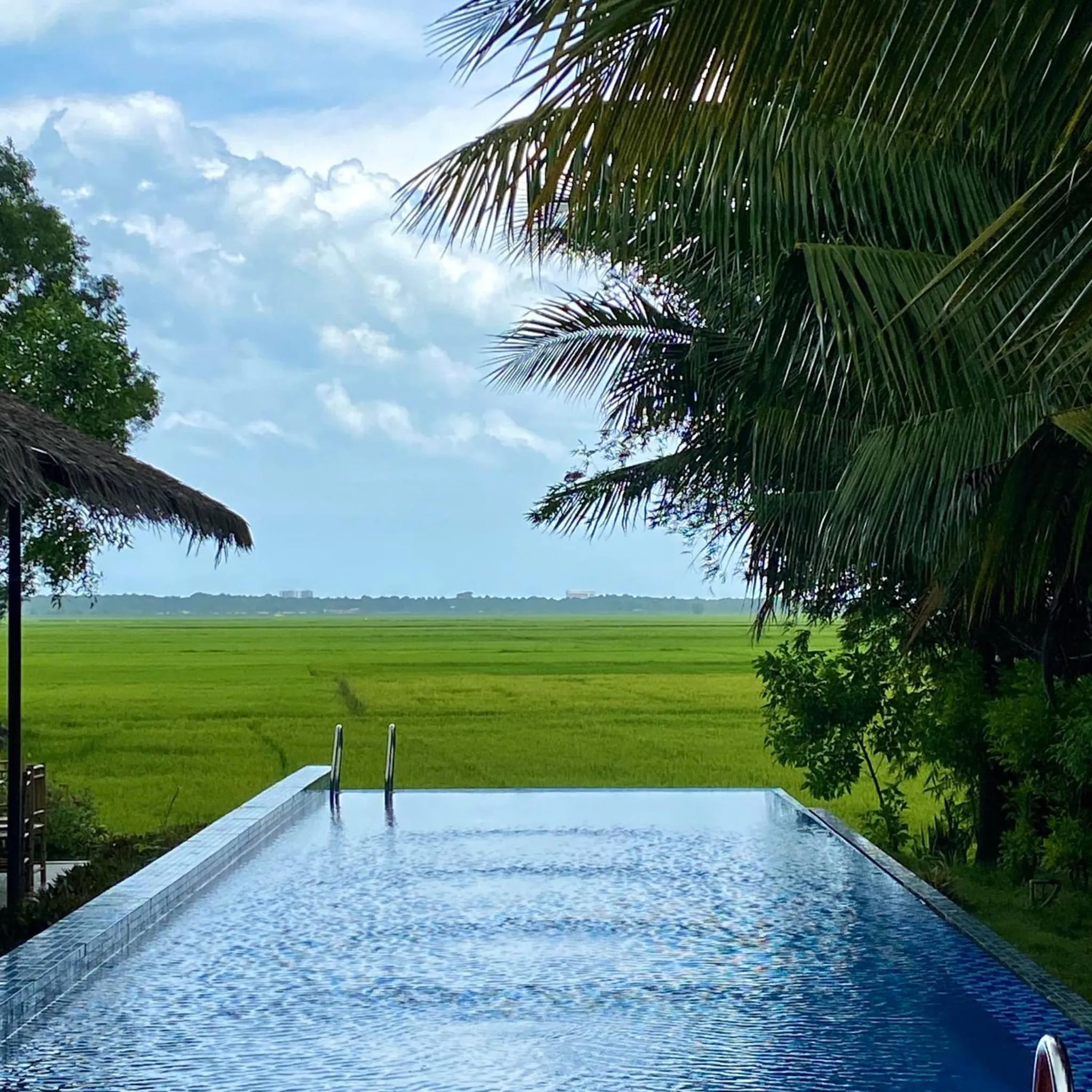 Swimming pool in The Ruong Resort