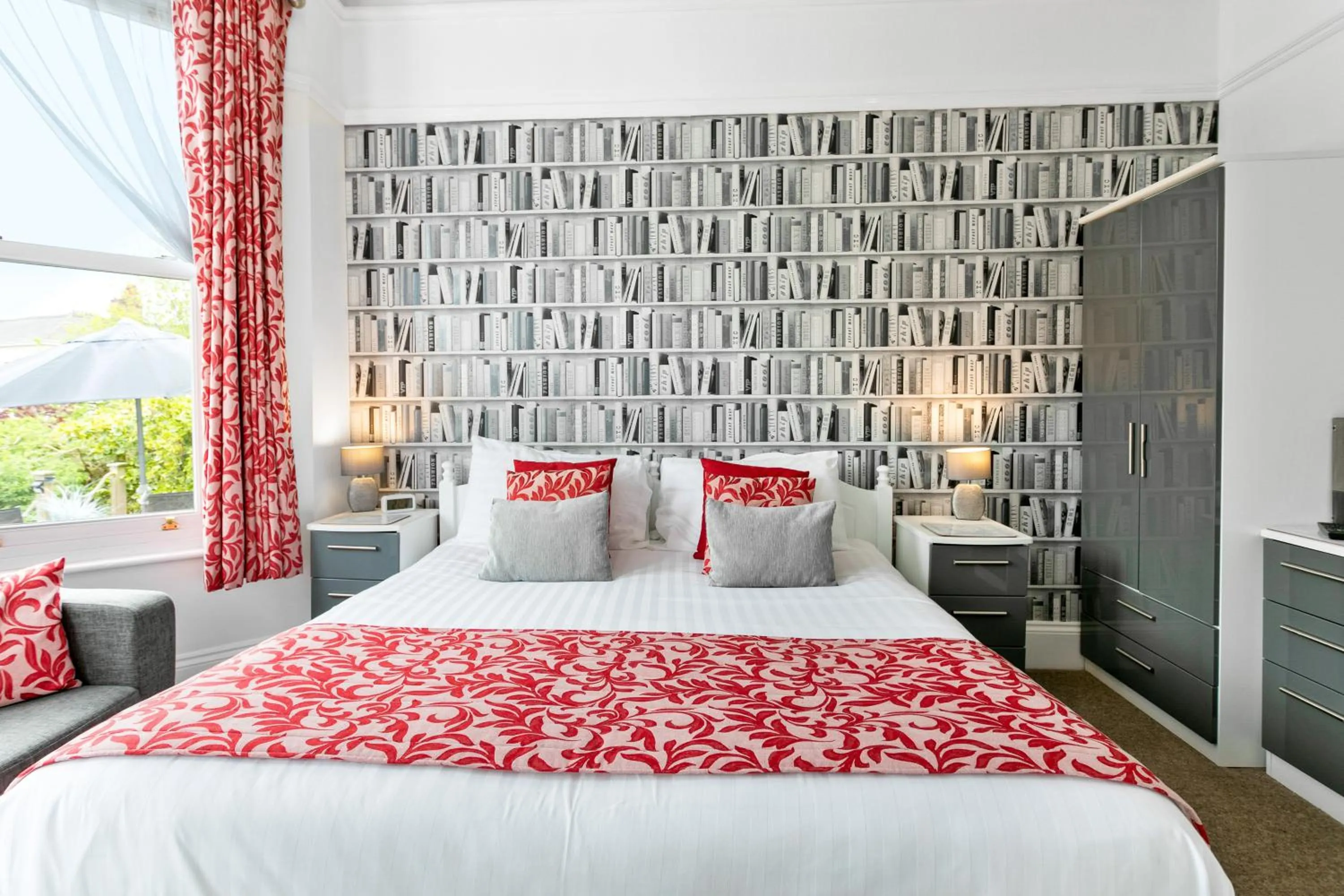 Bed in Mount Edgcombe