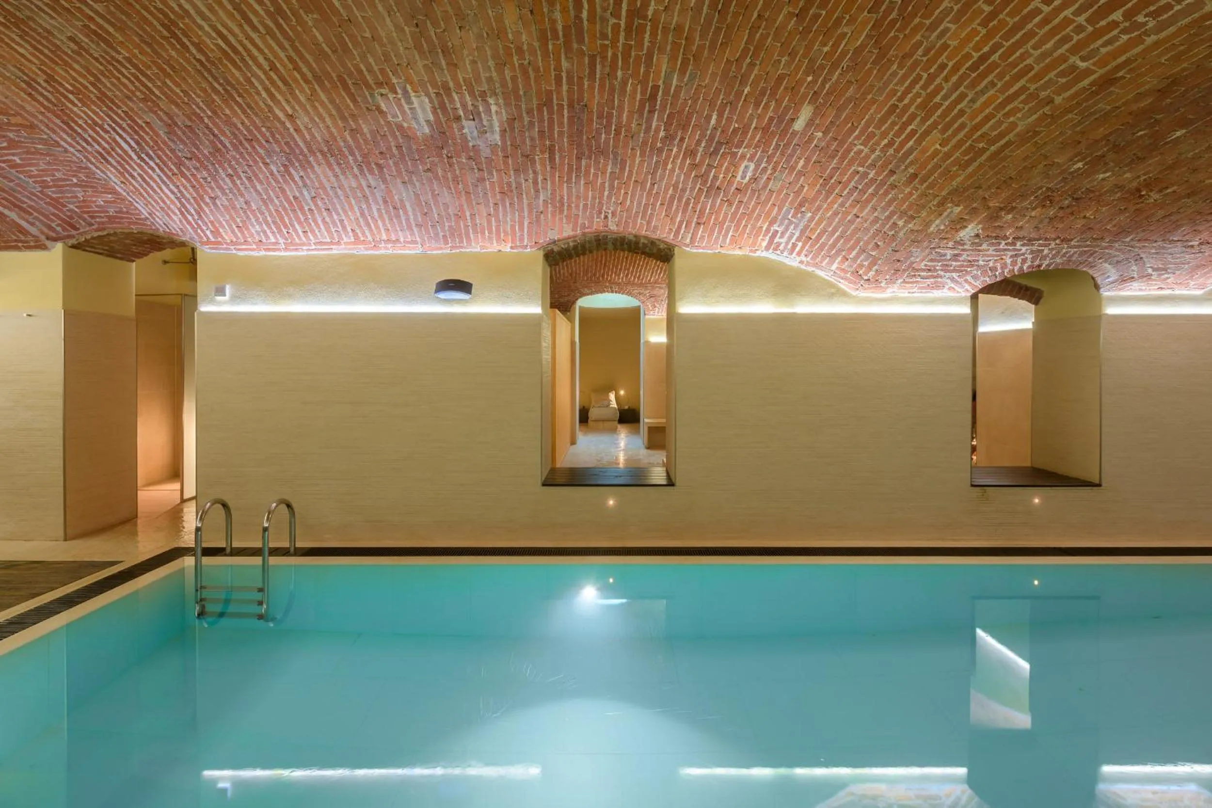 Swimming pool in Residenza Porta Volta