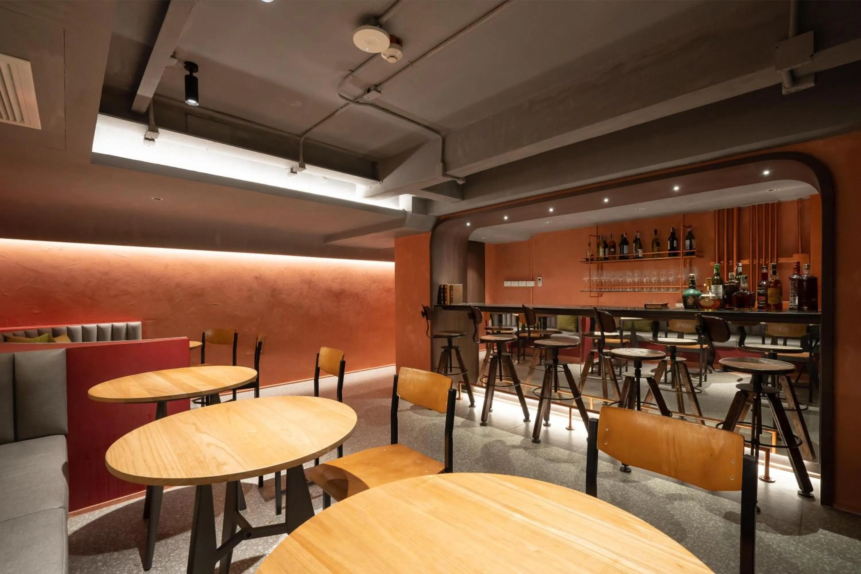 Lounge or bar in Pranakorn Heritage Hotel