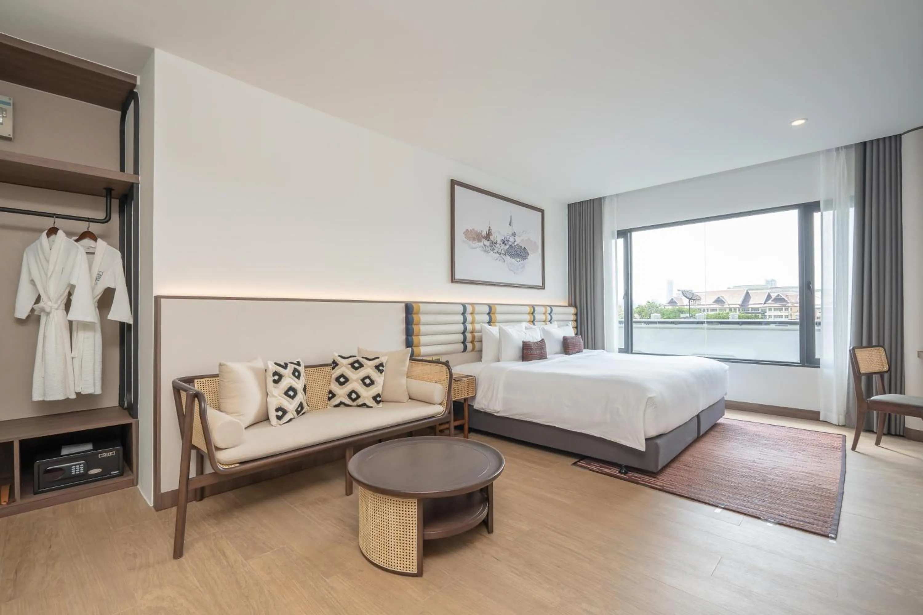 Bed in Pranakorn Heritage Hotel