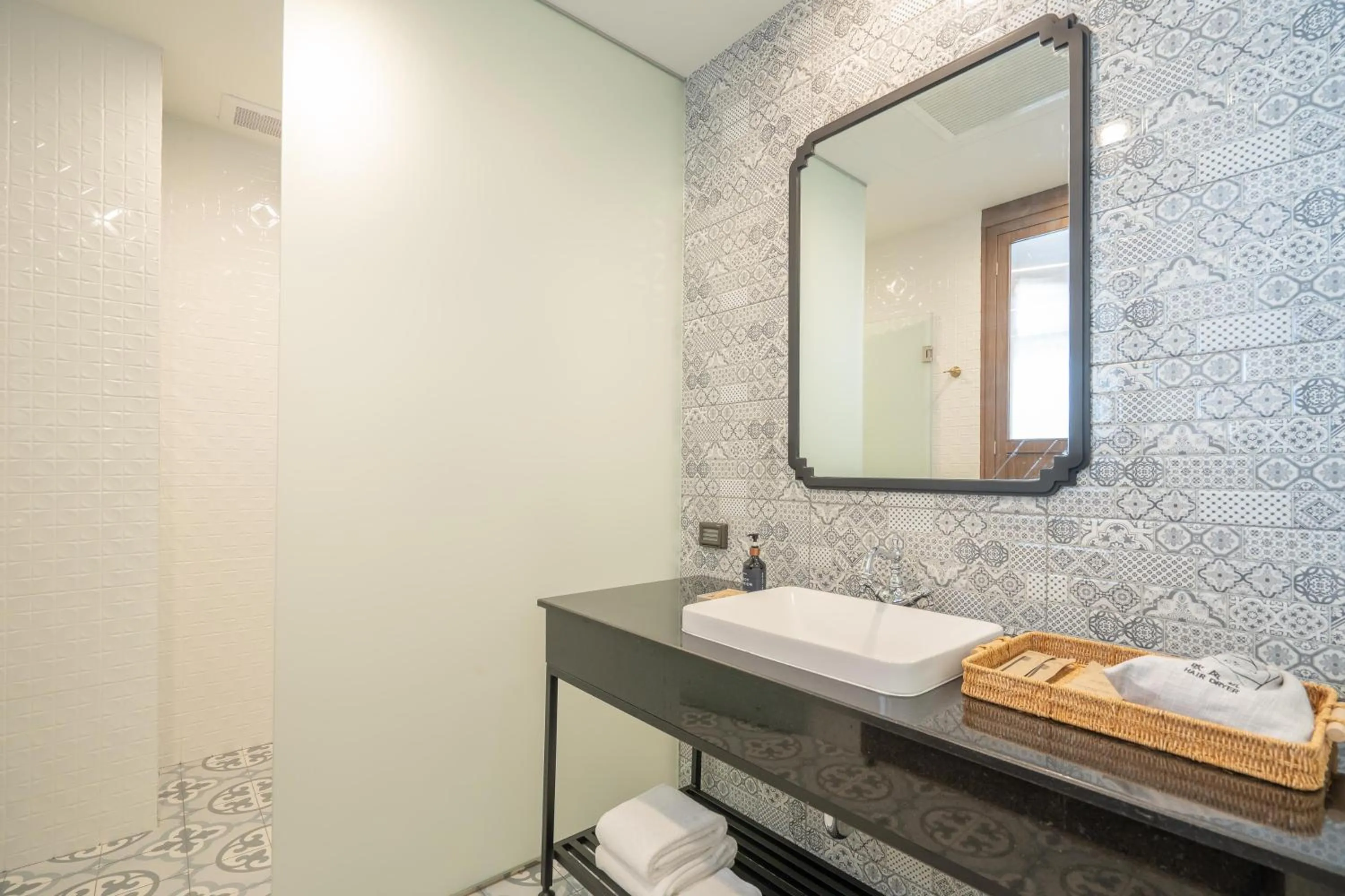 Bathroom in Pranakorn Heritage Hotel