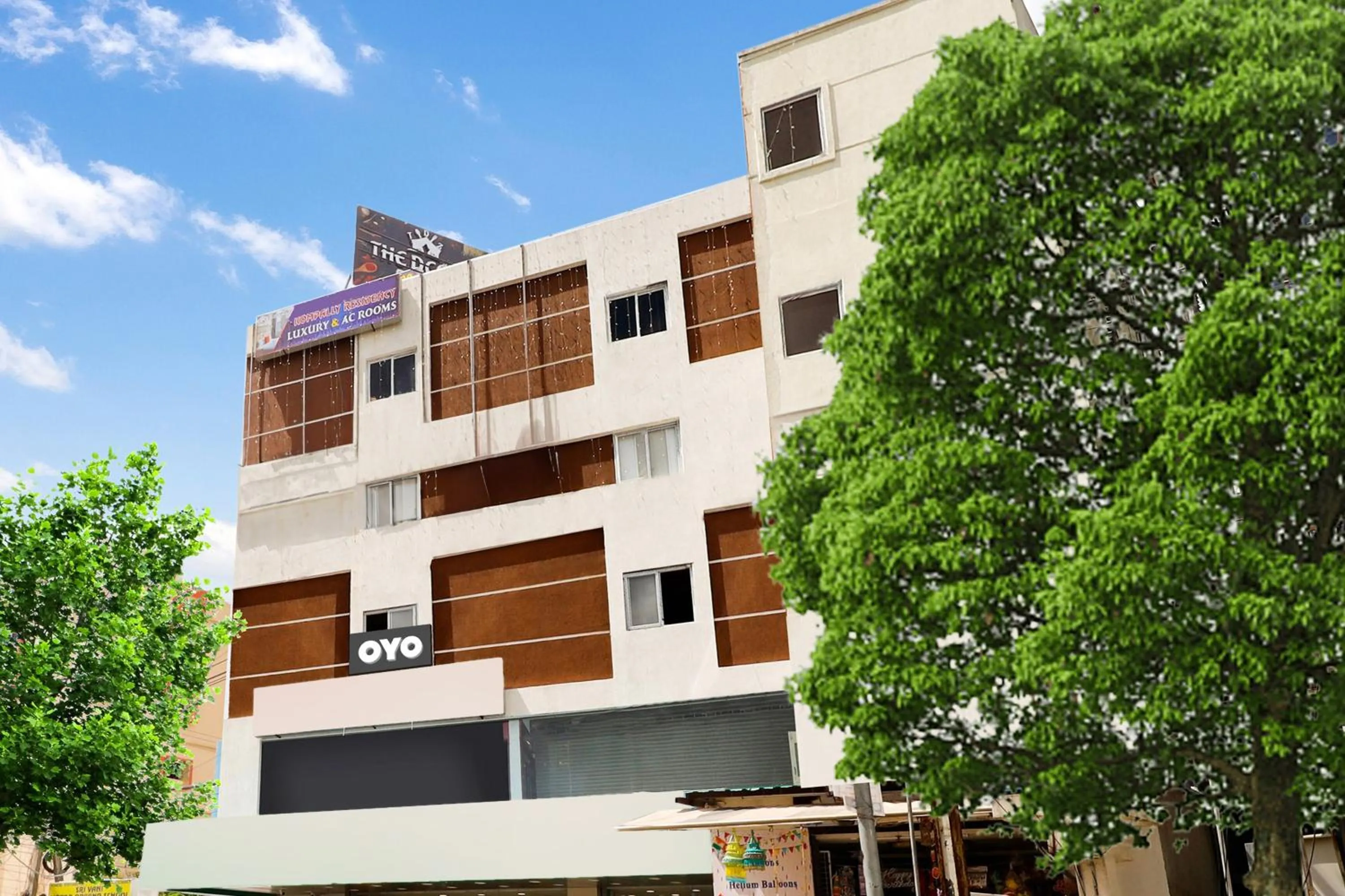 Facade/entrance in Hotel O Kompally Residency