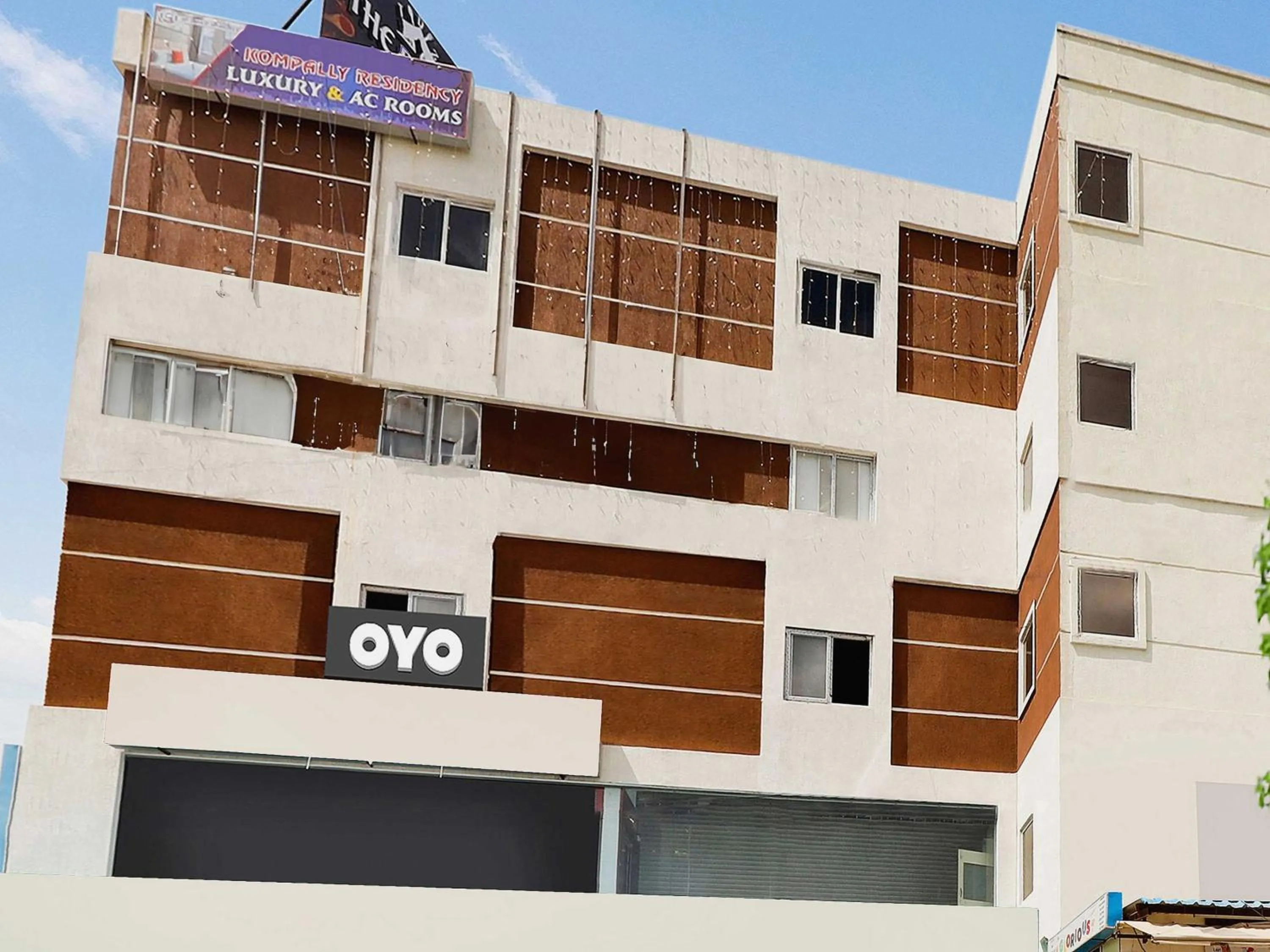 Facade/entrance in Hotel O Kompally Residency