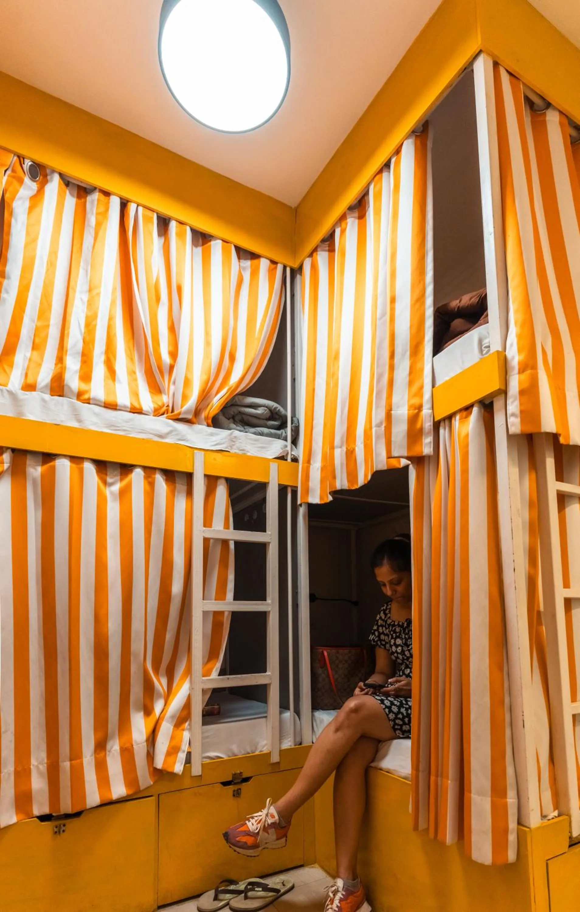 Bed in Joey's By The Ganges