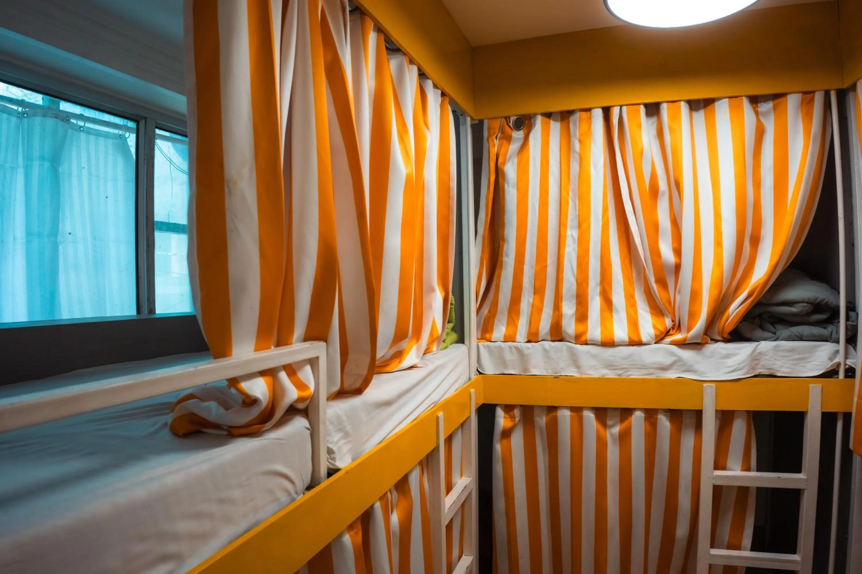 Bed in Joey's By The Ganges