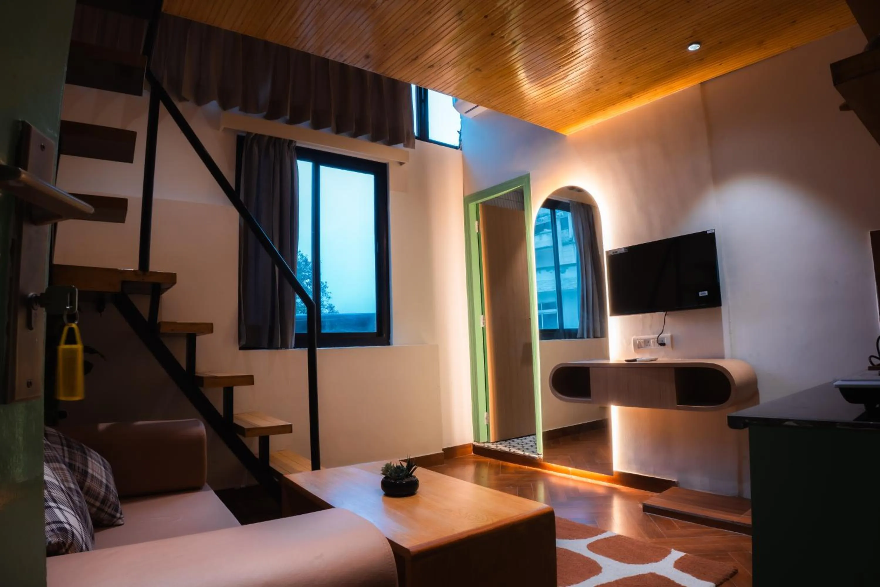 Bed in Joey's By The Ganges