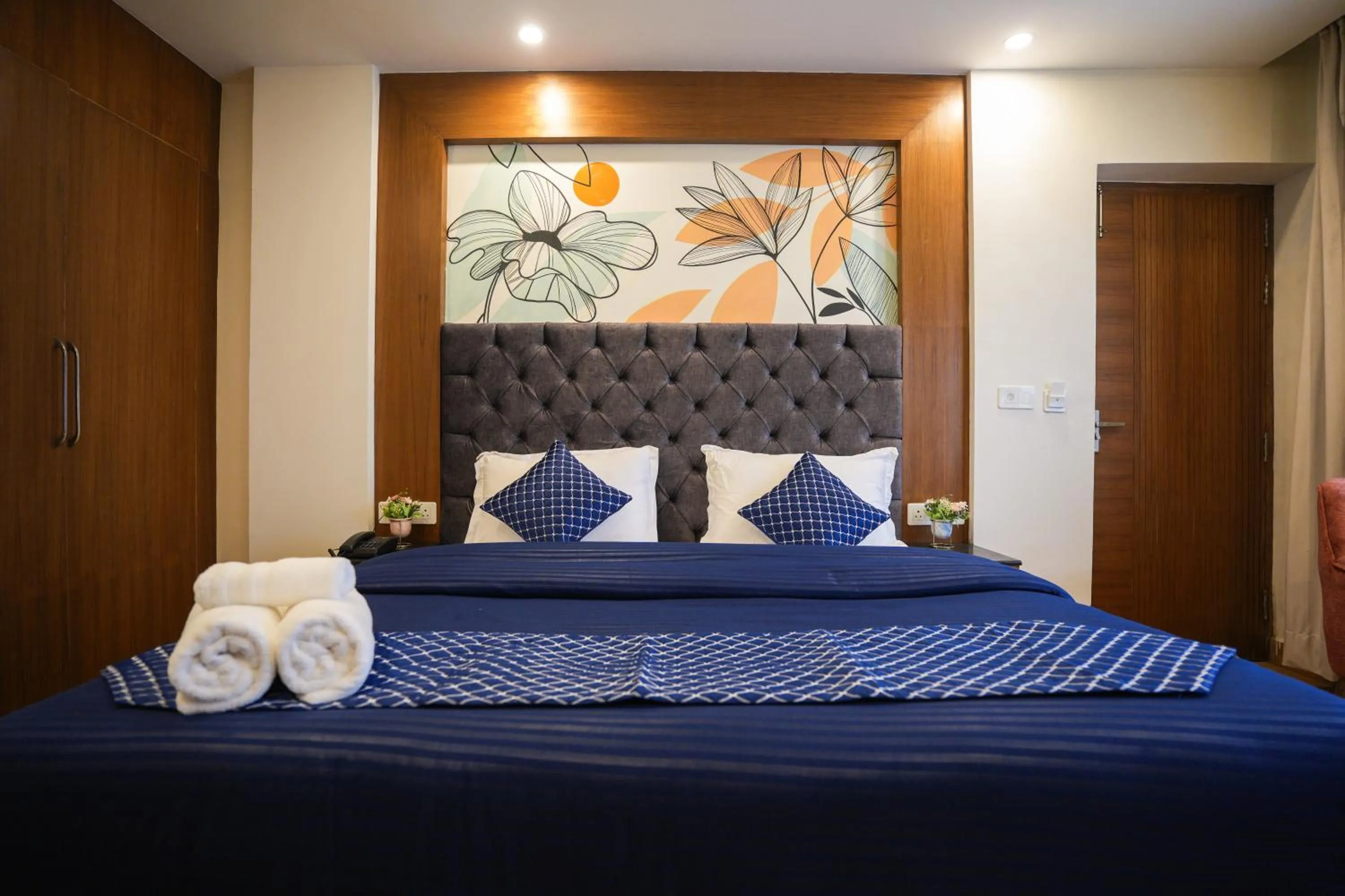 Bed in Shalom Backpackers Mussoorie