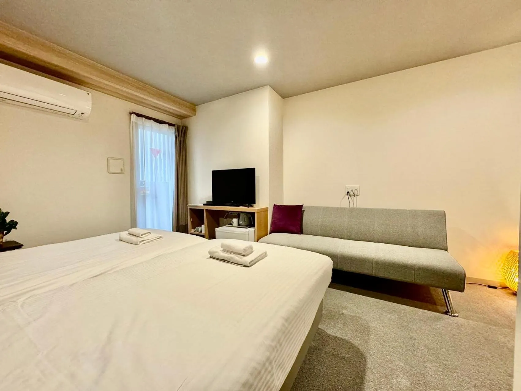 Bed in Y&Y NAMBA HOTEL Osaka