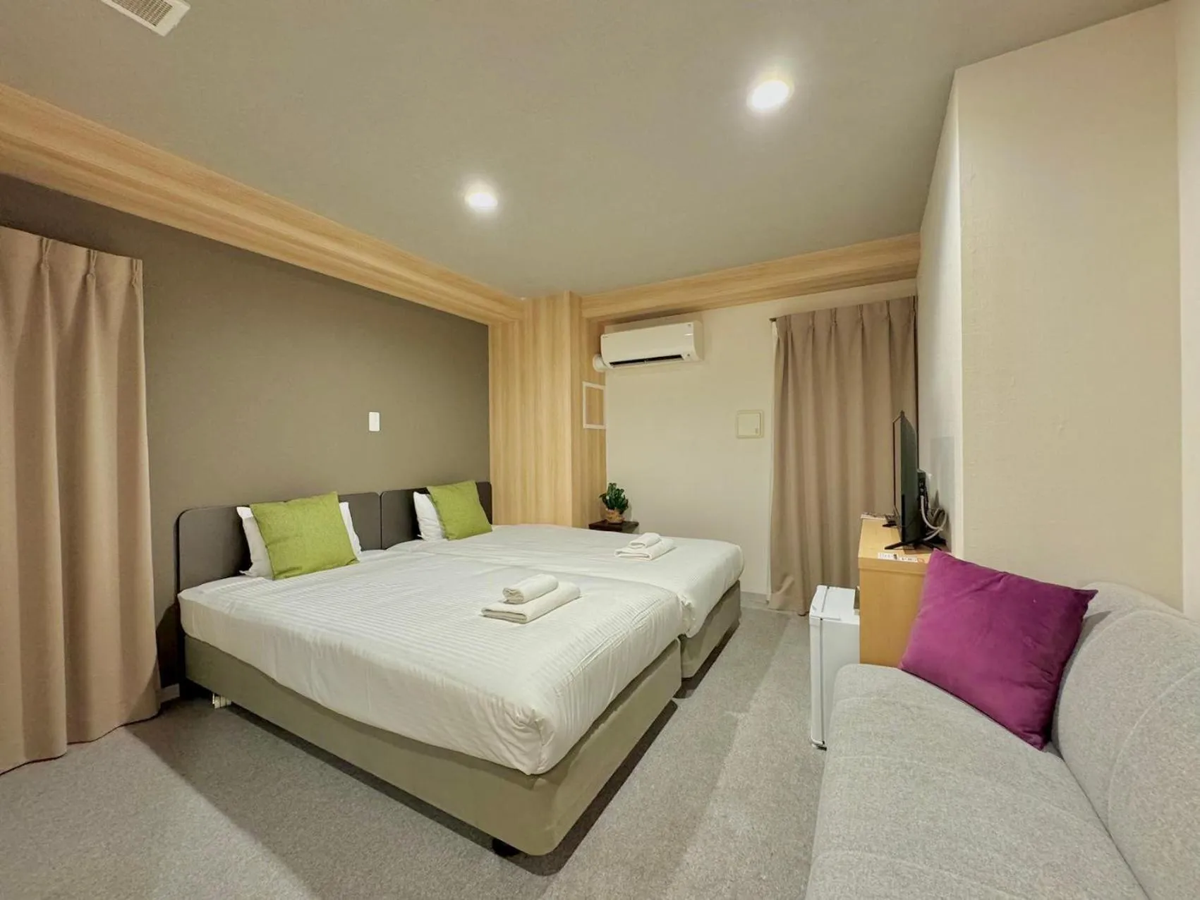 Bed in Y&Y NAMBA HOTEL Osaka