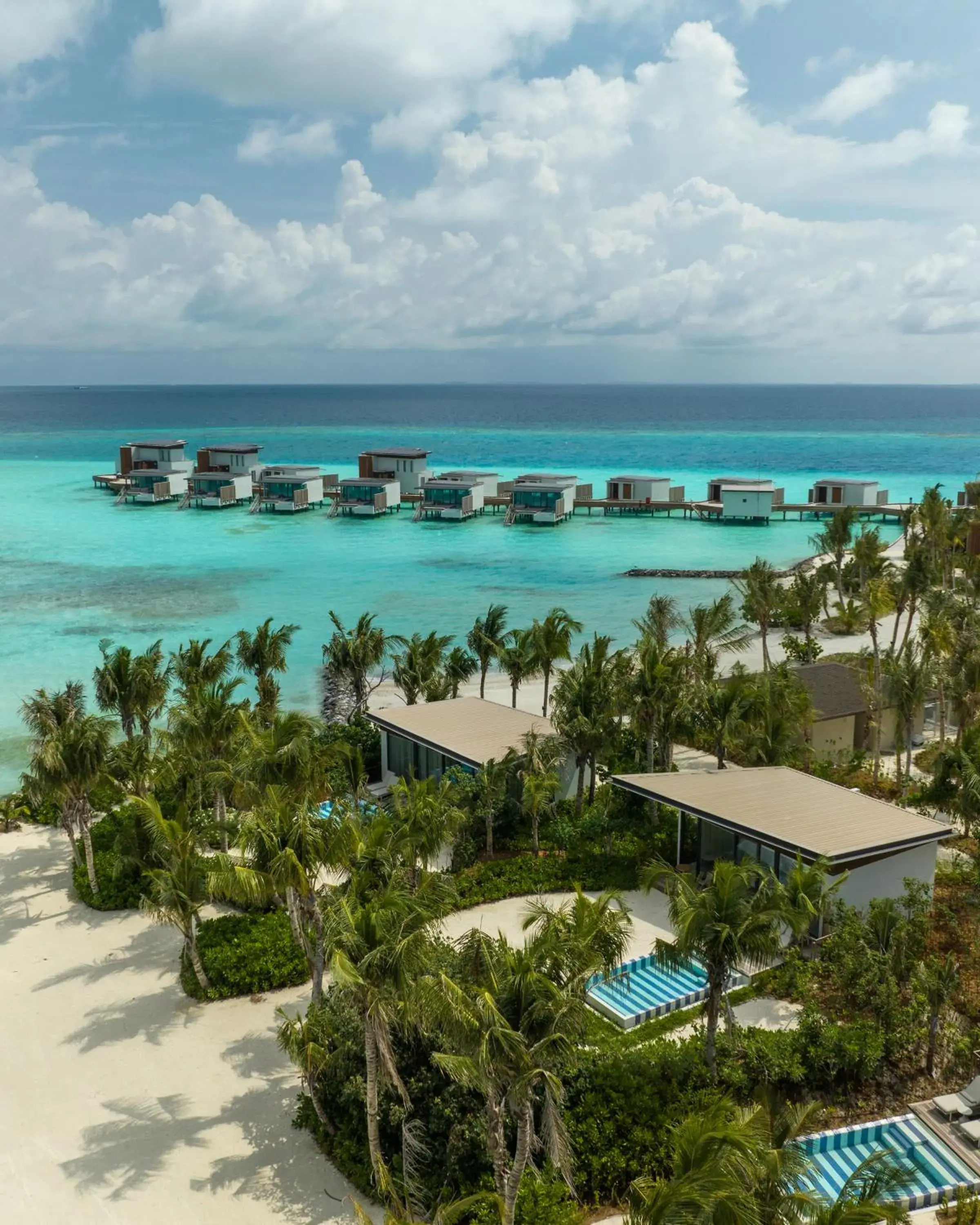 Lagoon Beach Pool Villa Collection with One King Bed in SO/ Maldives Lagoon Beach Pool Villa Collection with One King Bed in SO/ Maldives