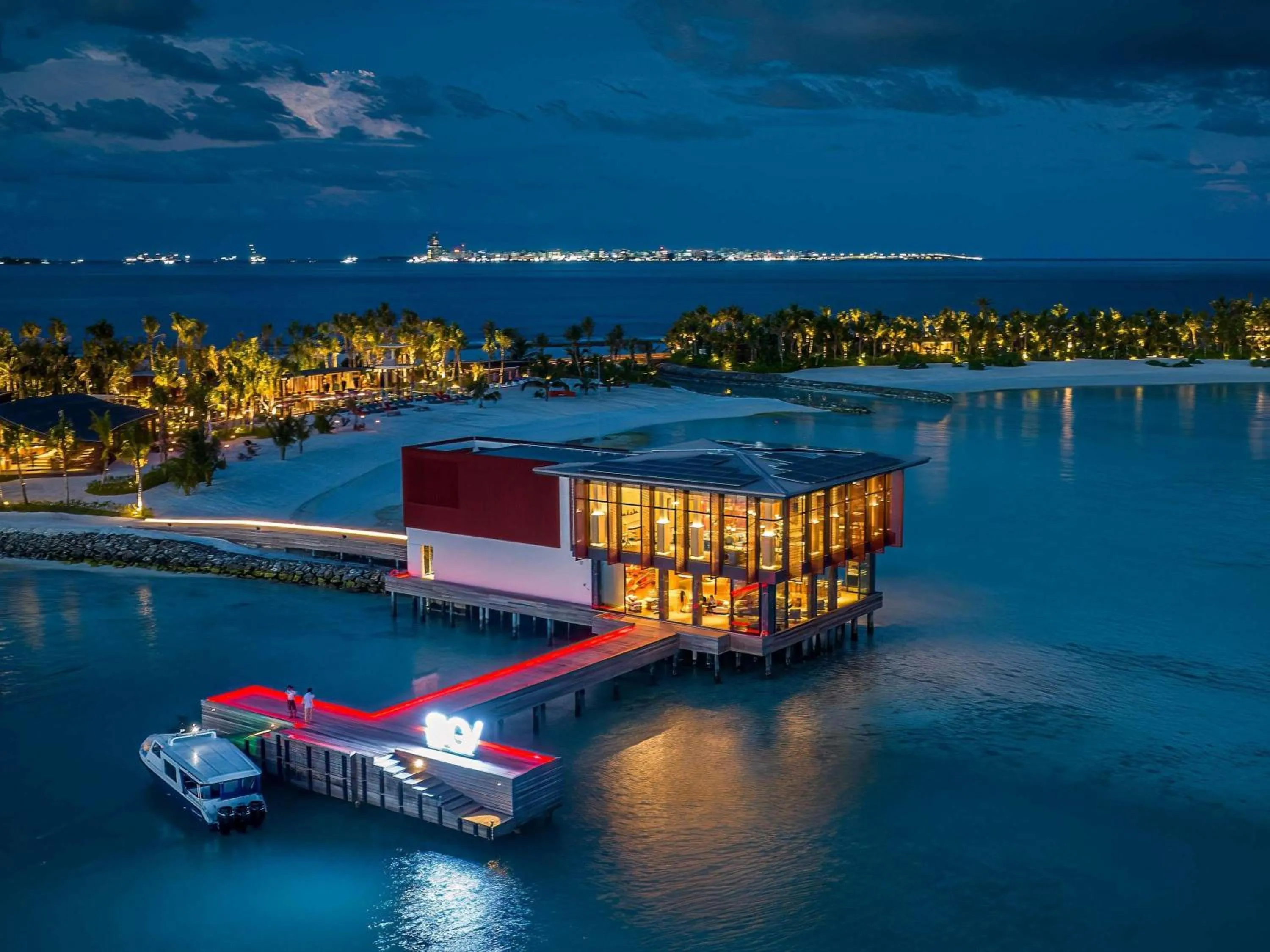 Lounge or bar in SO/ Maldives