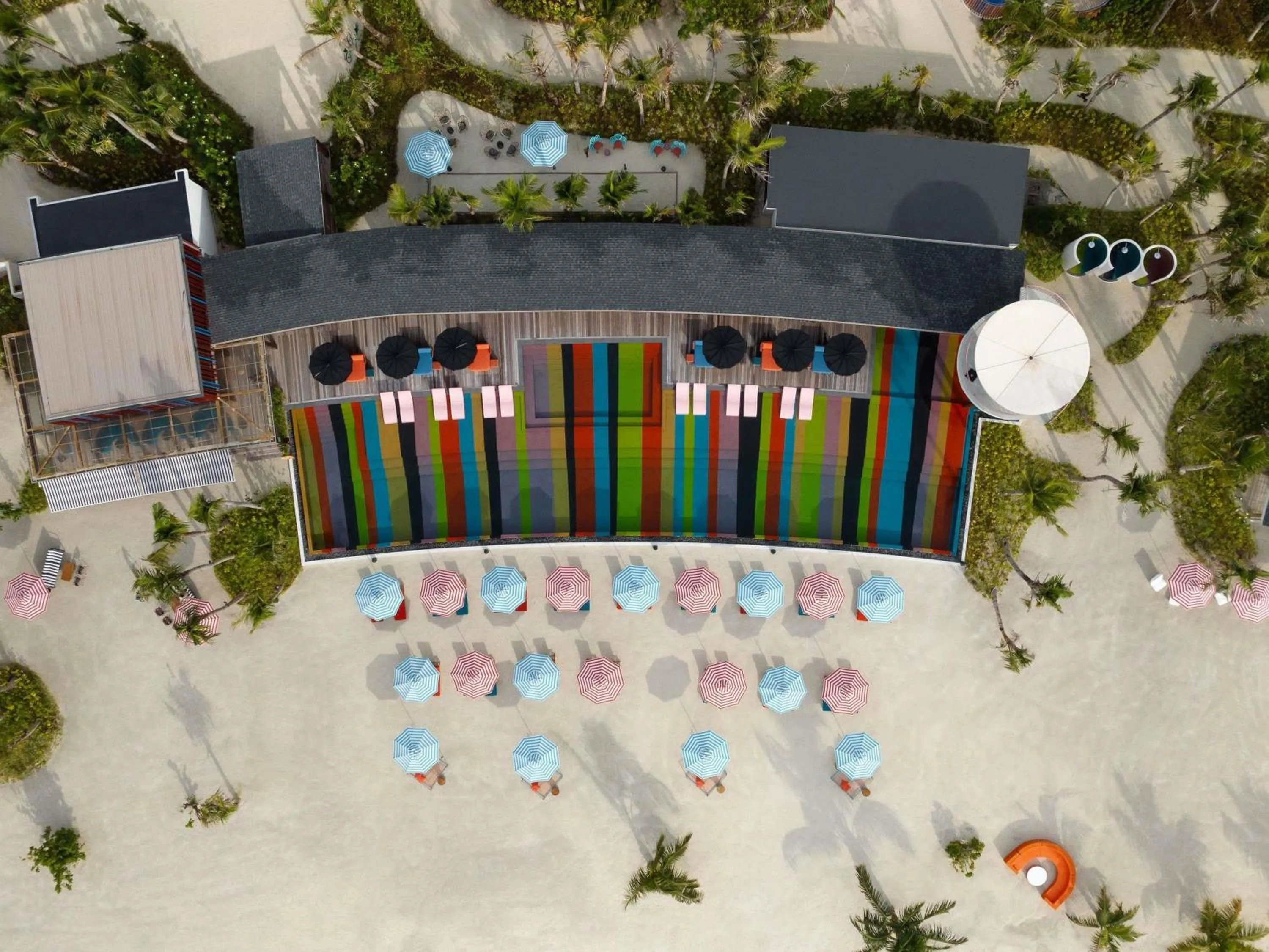 Pool view in SO/ Maldives