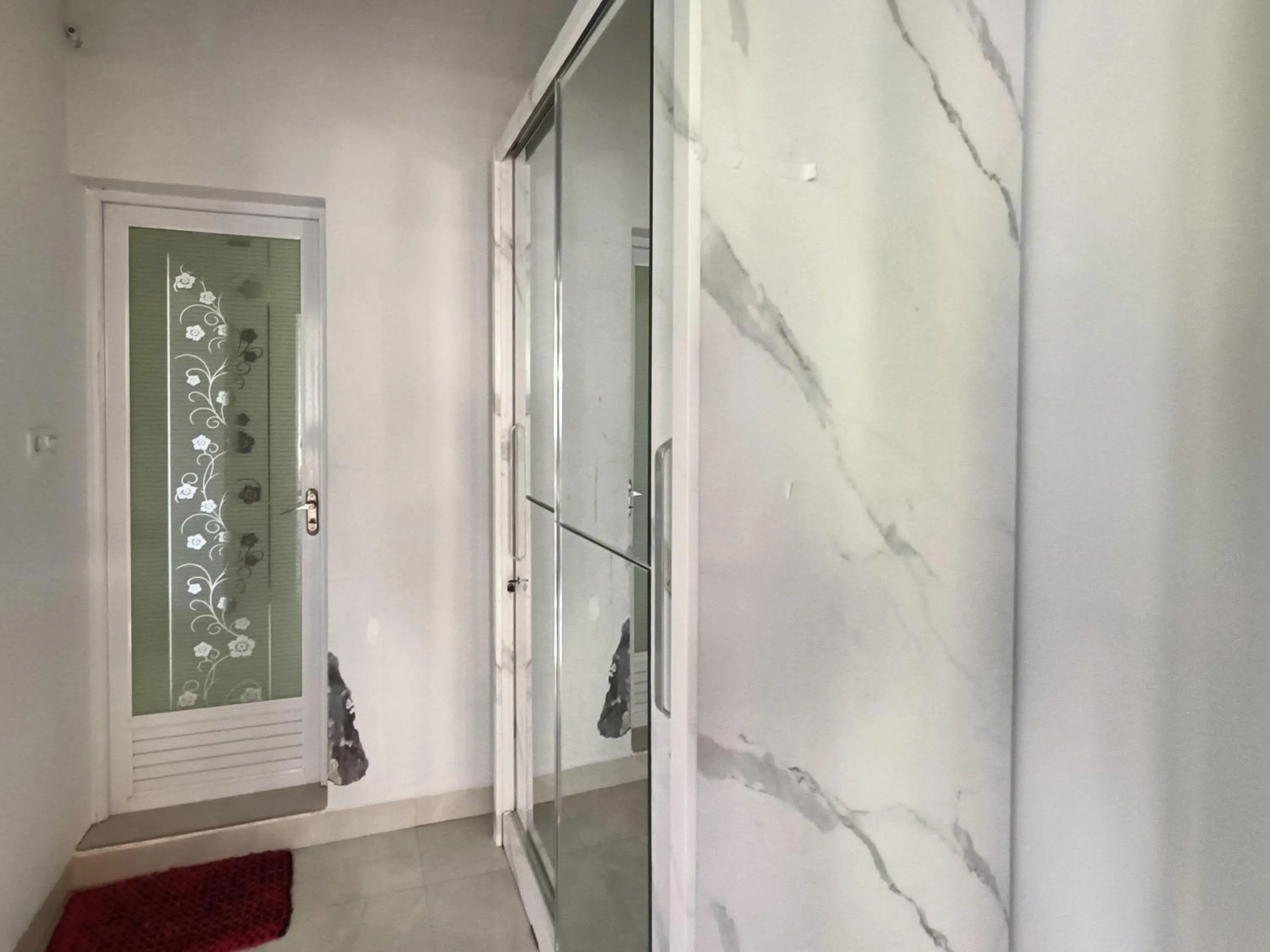 Bathroom in RedDoorz @ Green Homestay Syariah Baubau