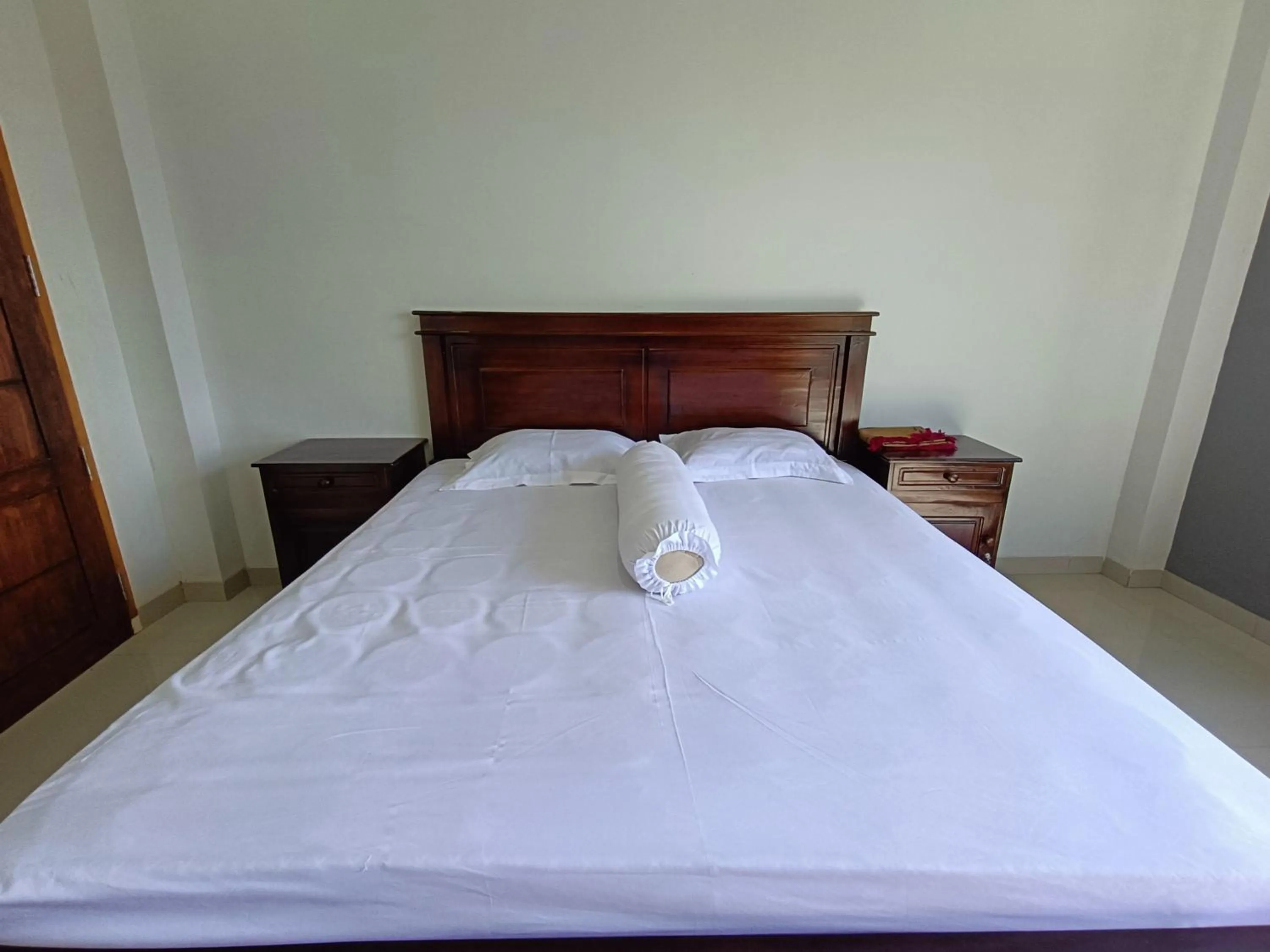 Bed in RedDoorz @ Green Homestay Syariah Baubau