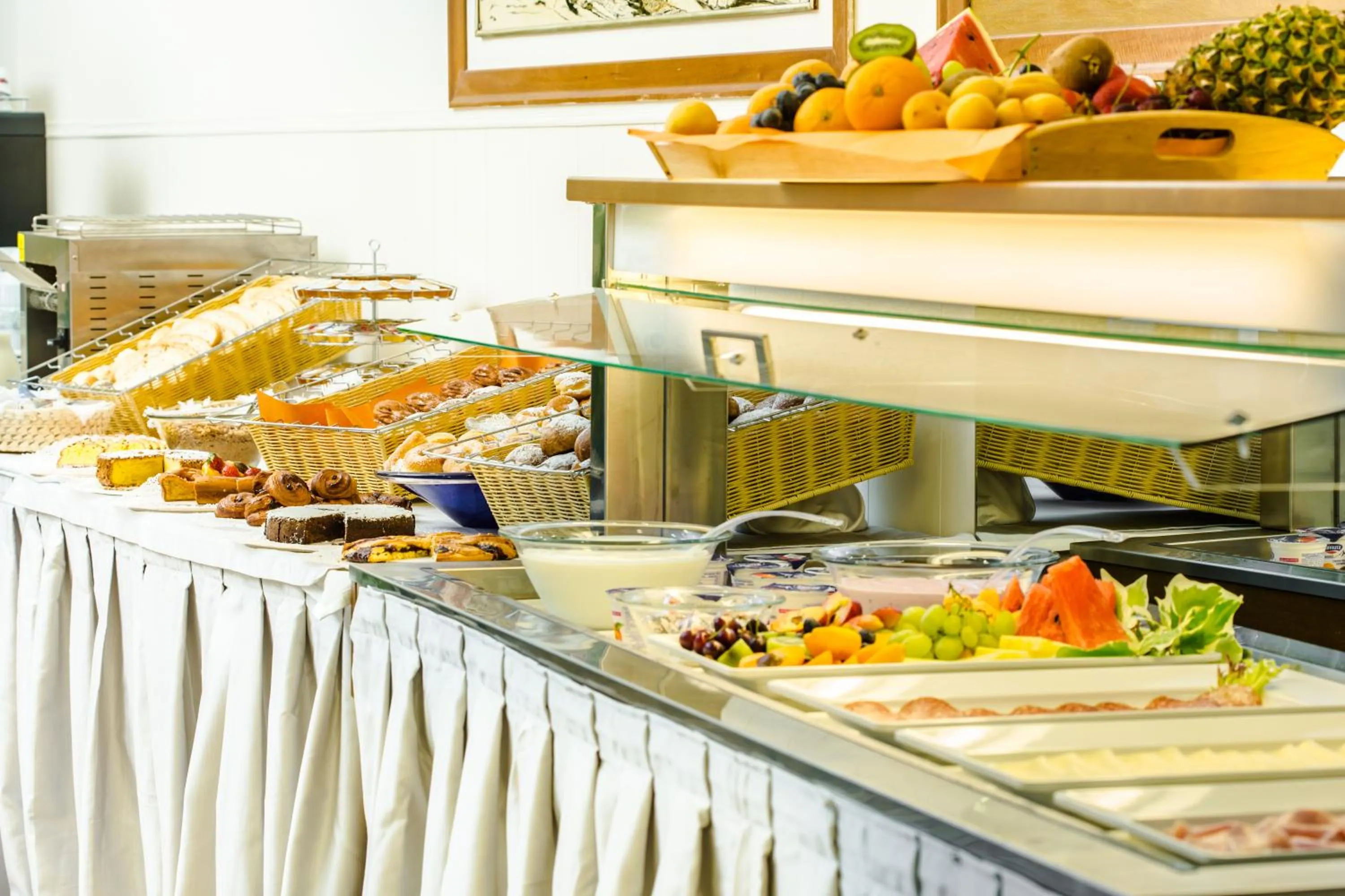 Lunch in New Hotel Chiari