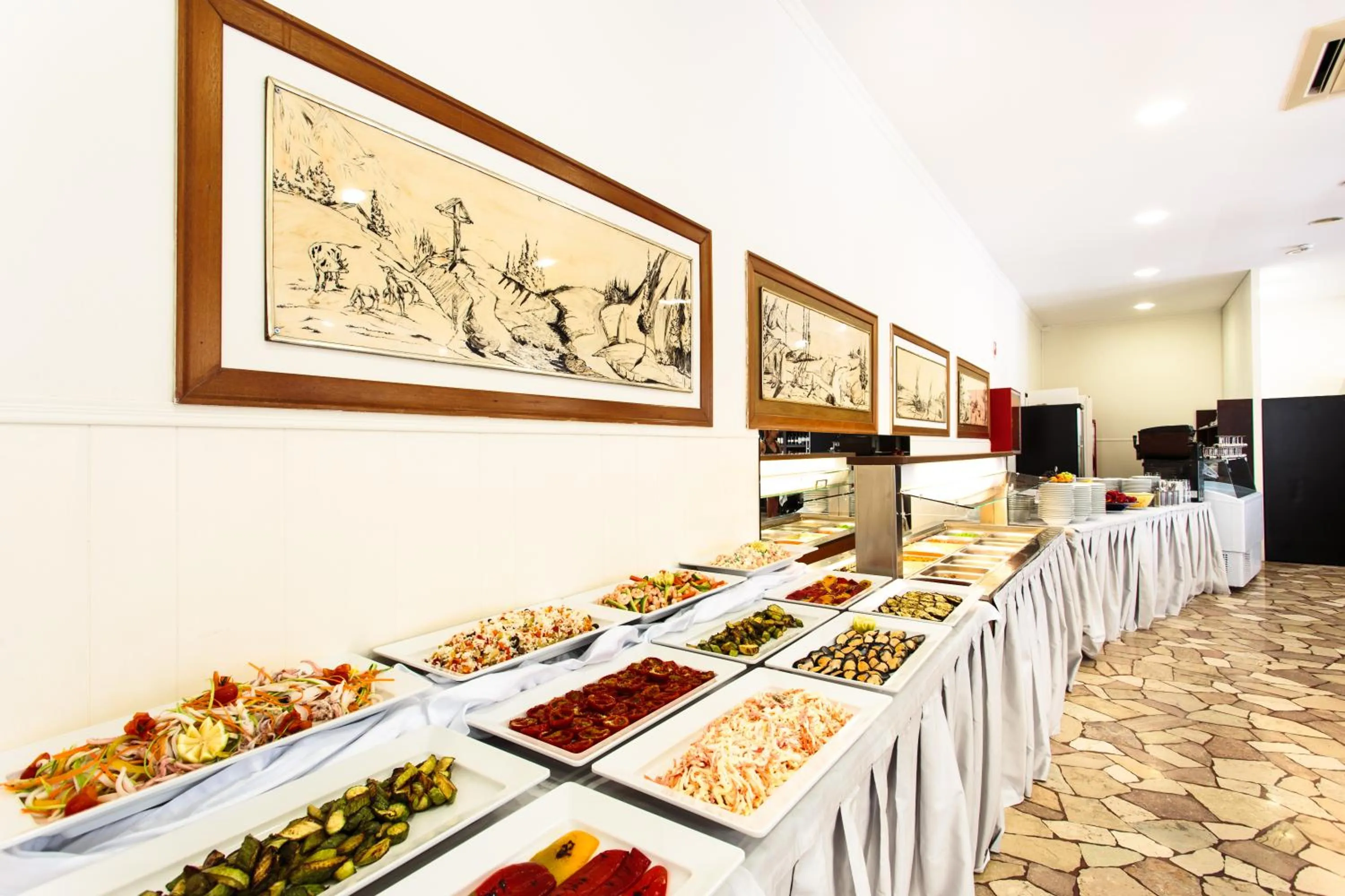 Lunch in New Hotel Chiari