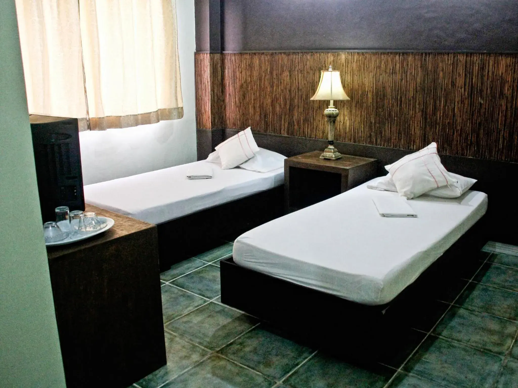 Twin Room with Private Bathroom in RB Bed and Breakfast Twin Room with Private Bathroom in RB Bed and Breakfast