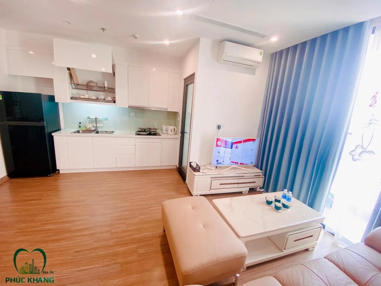 Kitchen/Kitchenette in Vinhomes Skylake NanaHousing